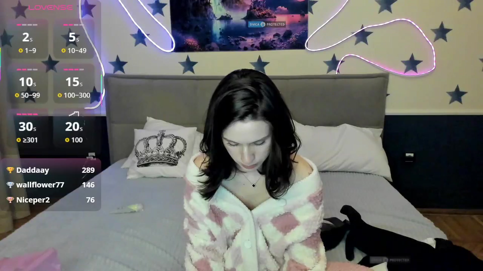 Gallery image thumbnail from LilyPoly's myfreecams stream on, 10/19/2025, 22:25 image 18 of 20