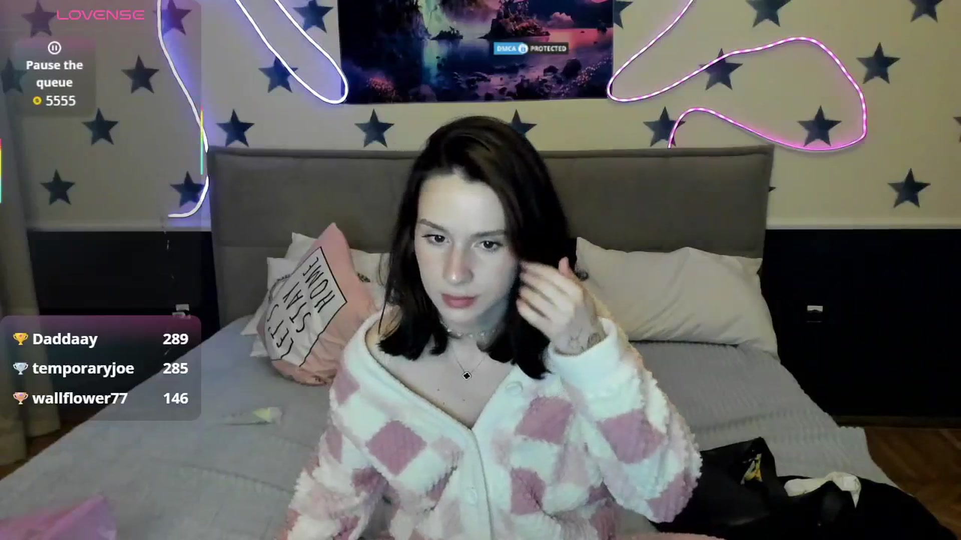 Gallery image thumbnail from LilyPoly's myfreecams stream on, 10/20/2025, 01:53 image 14 of 20