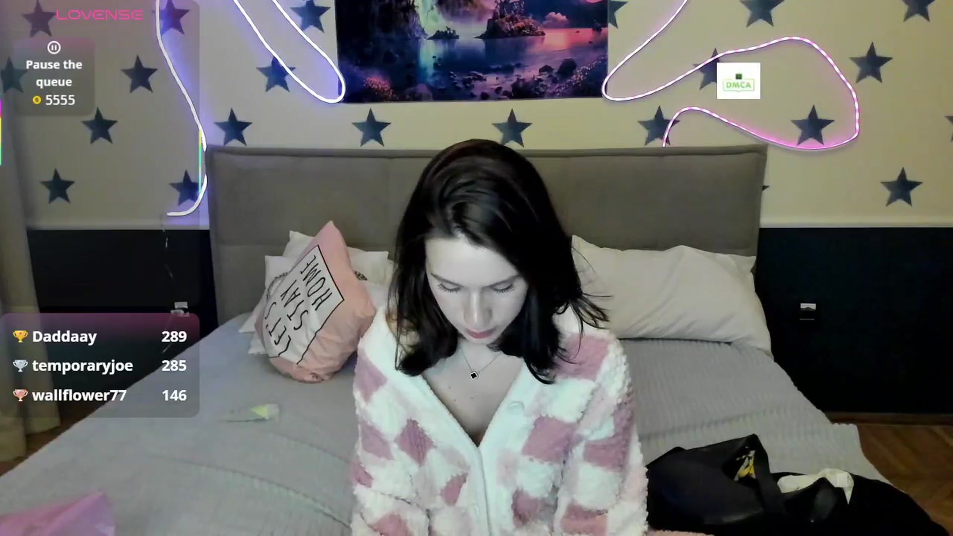 Gallery image thumbnail from LilyPoly's myfreecams stream on, 10/20/2025, 01:53 image 16 of 20