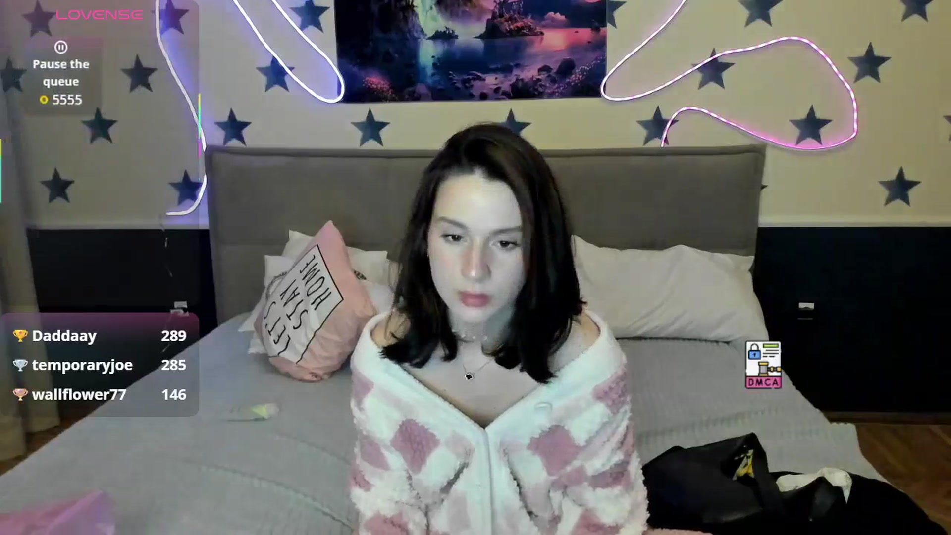 Gallery image thumbnail from LilyPoly's myfreecams stream on, 10/20/2025, 01:53 image 13 of 20