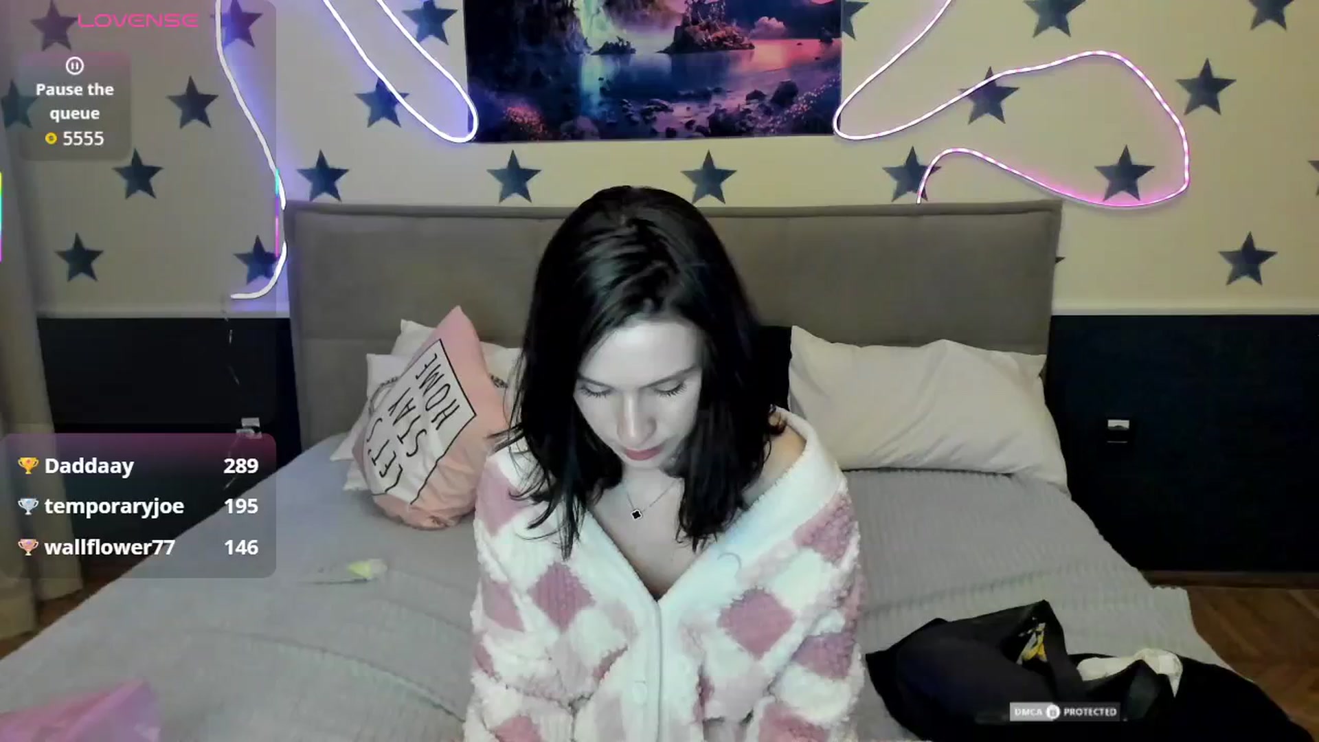 Gallery image thumbnail from LilyPoly's myfreecams stream on, 10/20/2025, 01:53 image 1 of 20