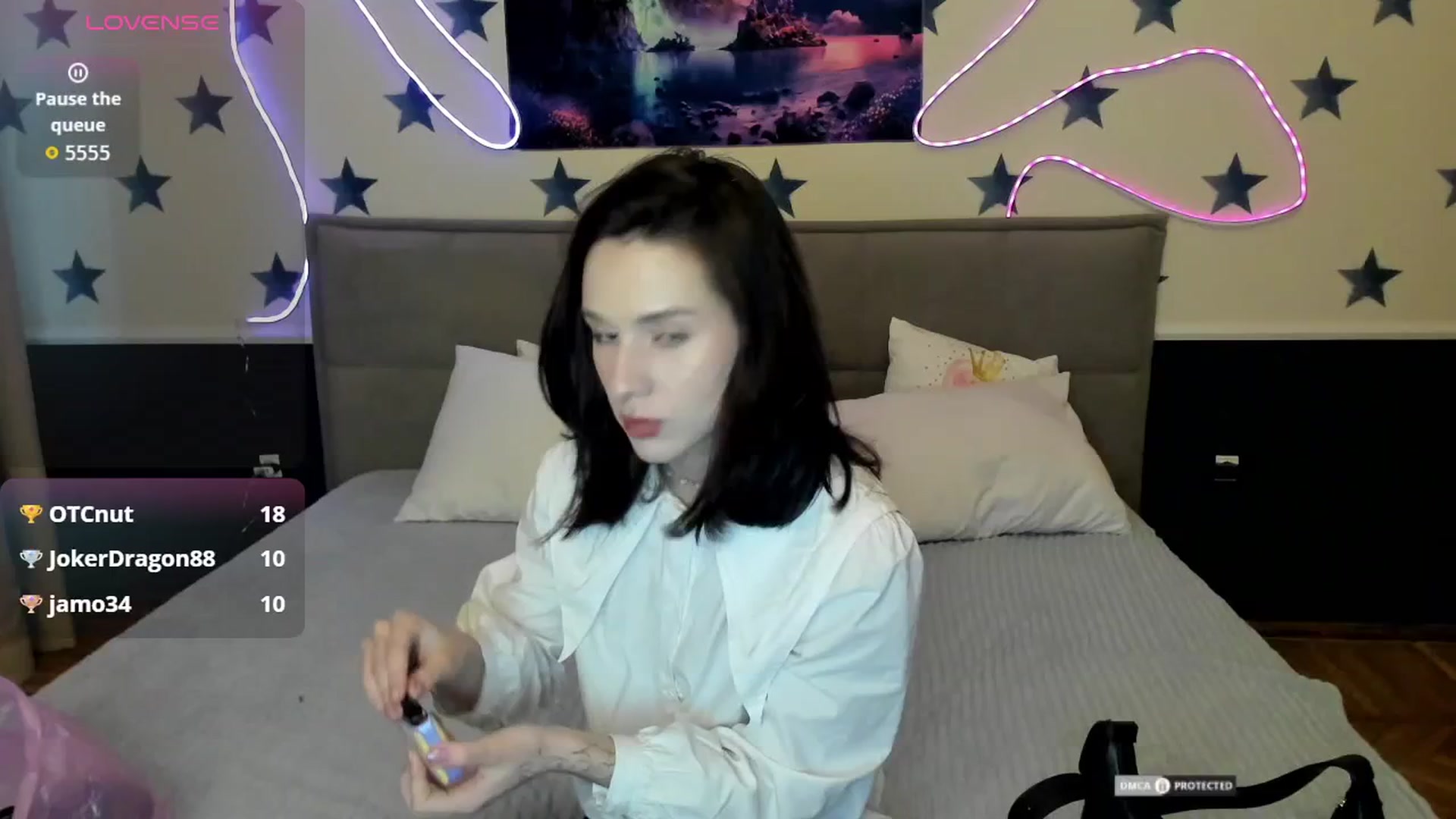 Gallery image thumbnail from LilyPoly's myfreecams stream on, 10/22/2025, 14:27 image 15 of 20