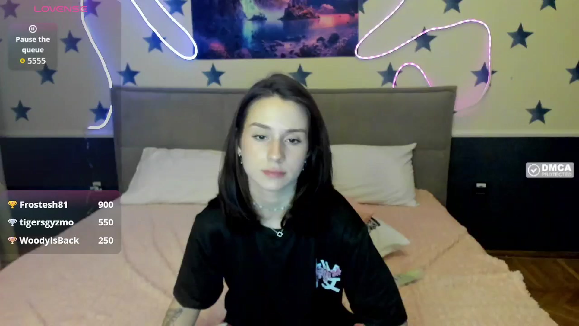 Gallery image thumbnail from LilyPoly's myfreecams stream on, 10/27/2025, 24:38 image 9 of 20