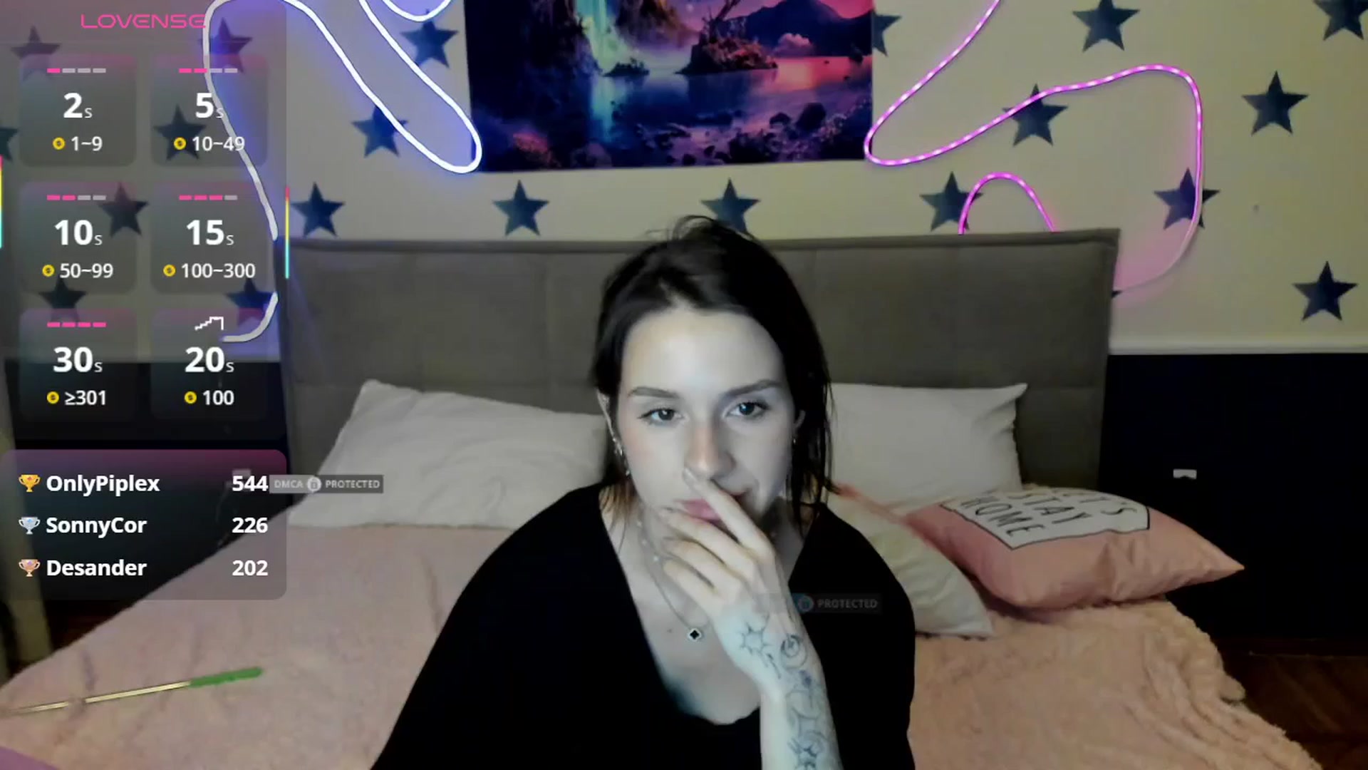 Gallery image thumbnail from LilyPoly's myfreecams stream on, 10/29/2025, 17:56 image 11 of 20