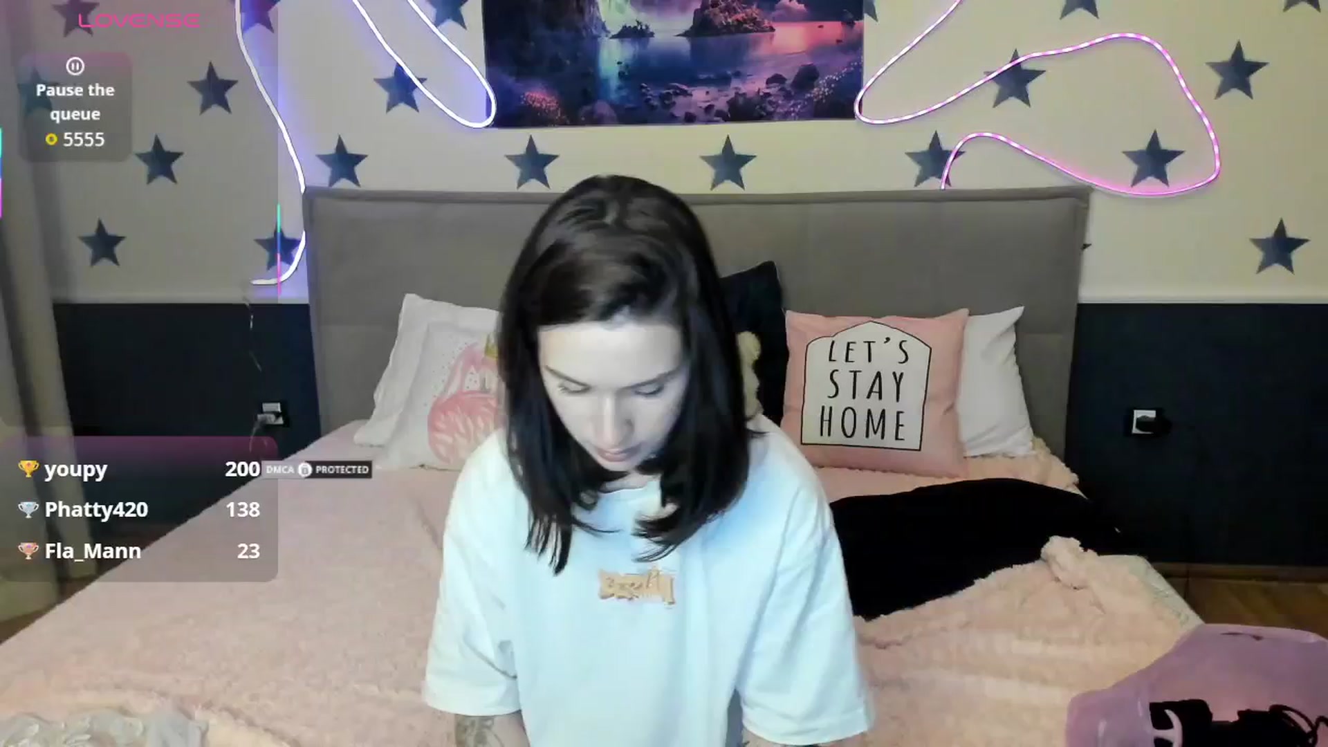 Gallery image thumbnail from LilyPoly's myfreecams stream on, 10/30/2025, 17:03 image 10 of 20