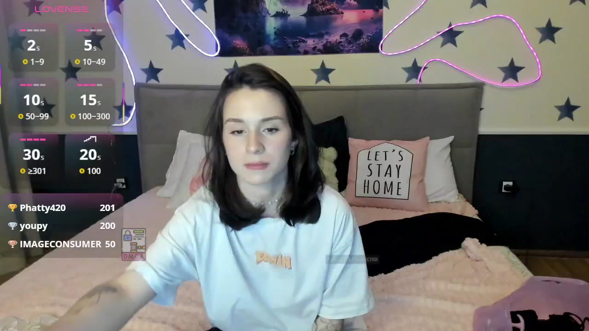 Gallery image thumbnail from LilyPoly's myfreecams stream on, 10/30/2025, 17:03 image 15 of 20