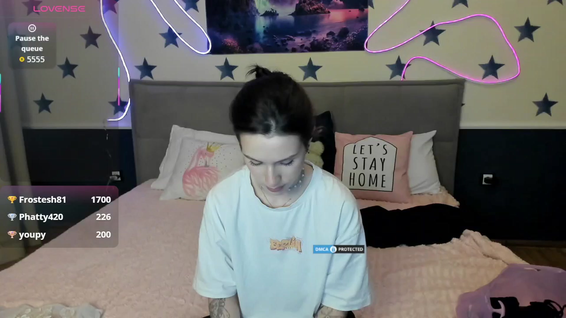 Gallery image thumbnail from LilyPoly's myfreecams stream on, 10/30/2025, 17:39 image 18 of 20