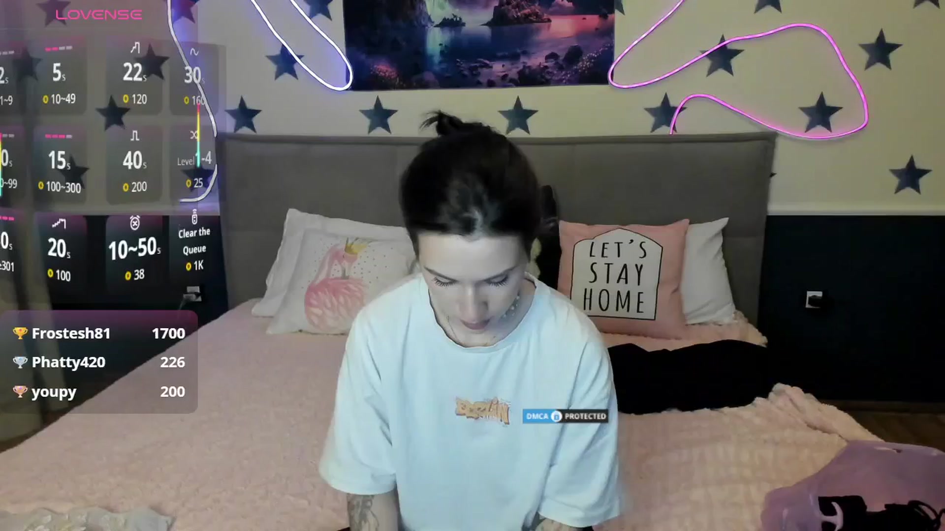 Gallery image thumbnail from LilyPoly's myfreecams stream on, 10/30/2025, 17:39 image 19 of 20