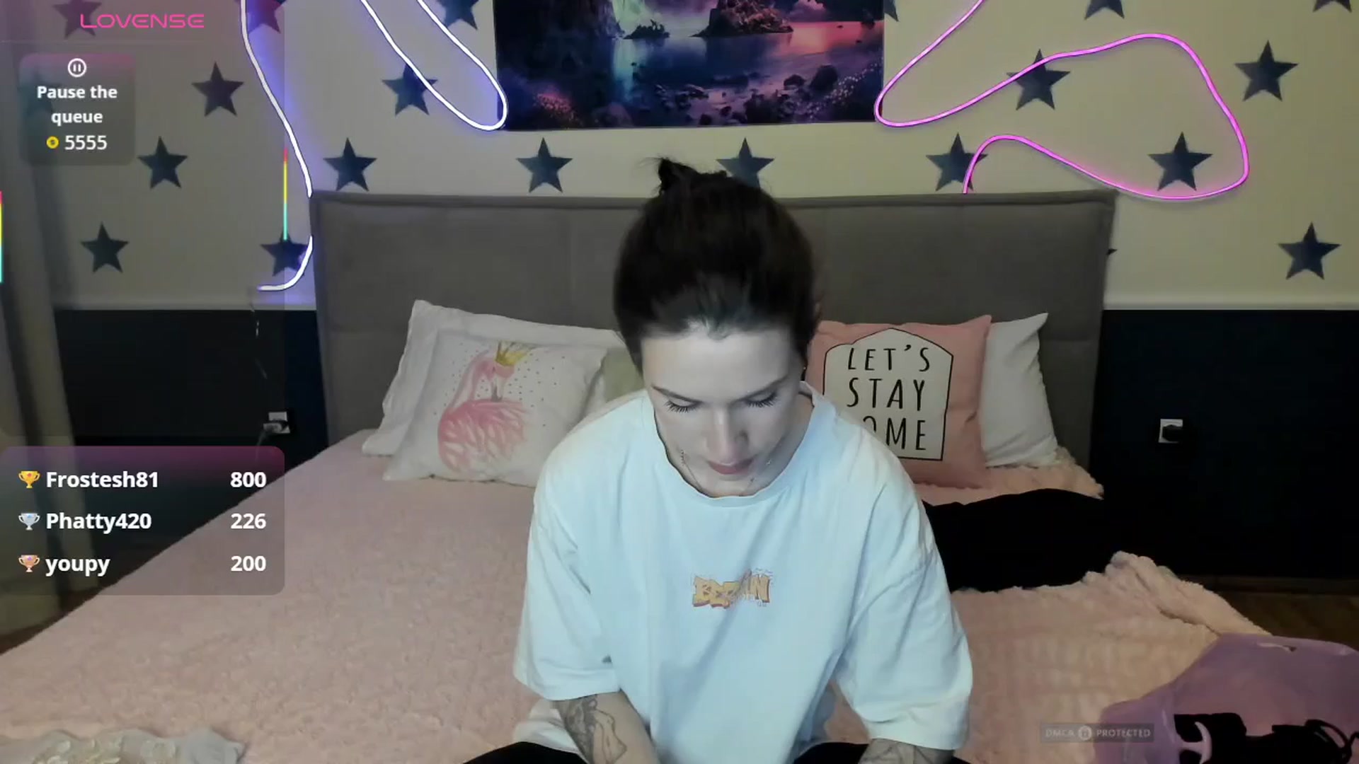 Gallery image thumbnail from LilyPoly's myfreecams stream on, 10/30/2025, 17:39 image 3 of 20