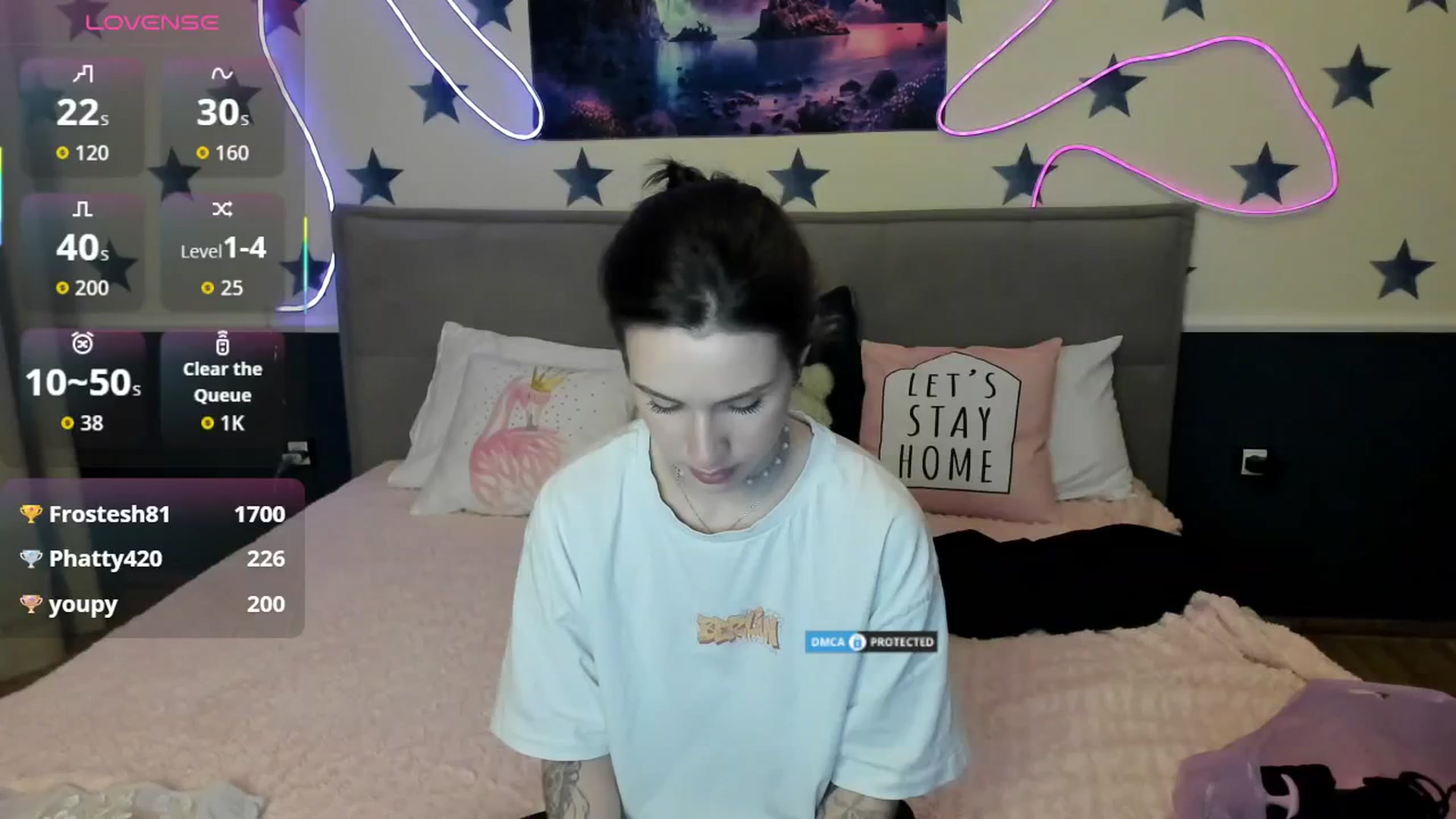Gallery image thumbnail from LilyPoly's myfreecams stream on, 10/30/2025, 17:39 image 17 of 20