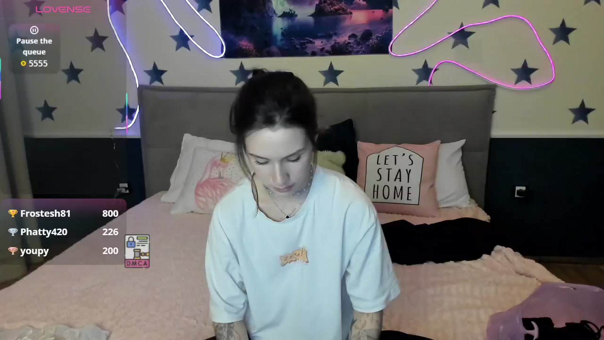 Gallery image thumbnail from LilyPoly's myfreecams stream on, 10/30/2025, 17:39 image 12 of 20