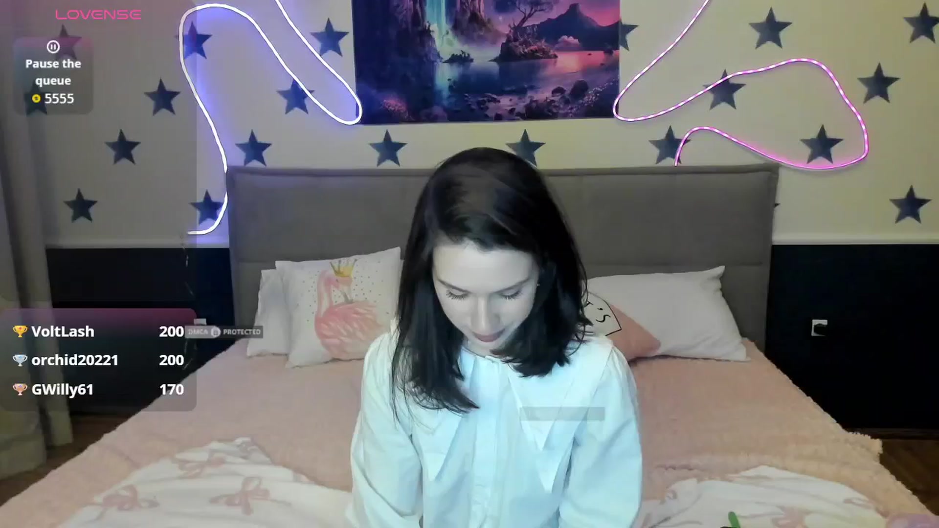 Gallery image thumbnail from LilyPoly's myfreecams stream on, 11/02/2025, 19:34 image 16 of 20