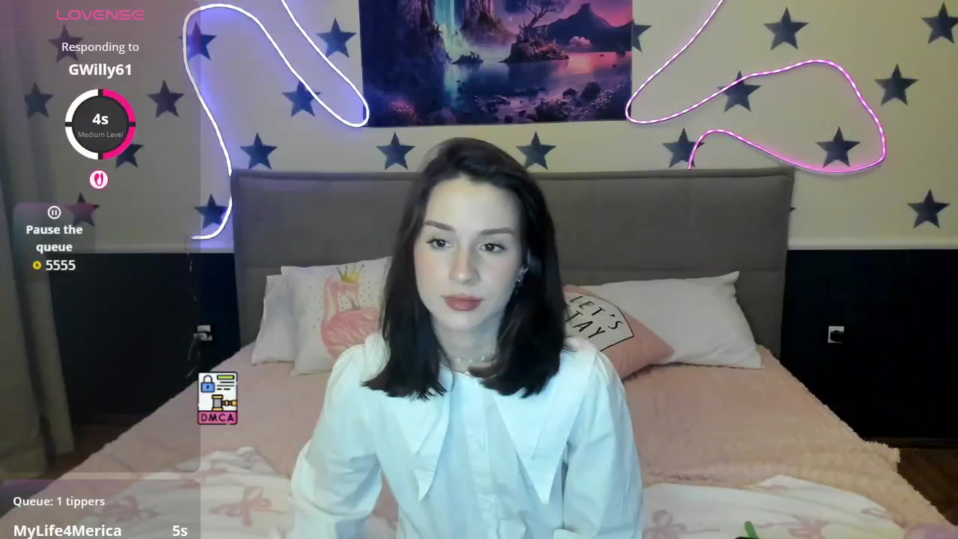 Gallery image thumbnail from LilyPoly's myfreecams stream on, 11/02/2025, 19:34 image 11 of 20