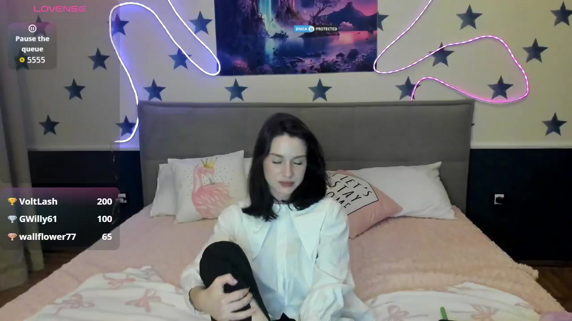 Gallery image thumbnail from LilyPoly's myfreecams stream on, 11/02/2025, 19:34 image 10 of 20