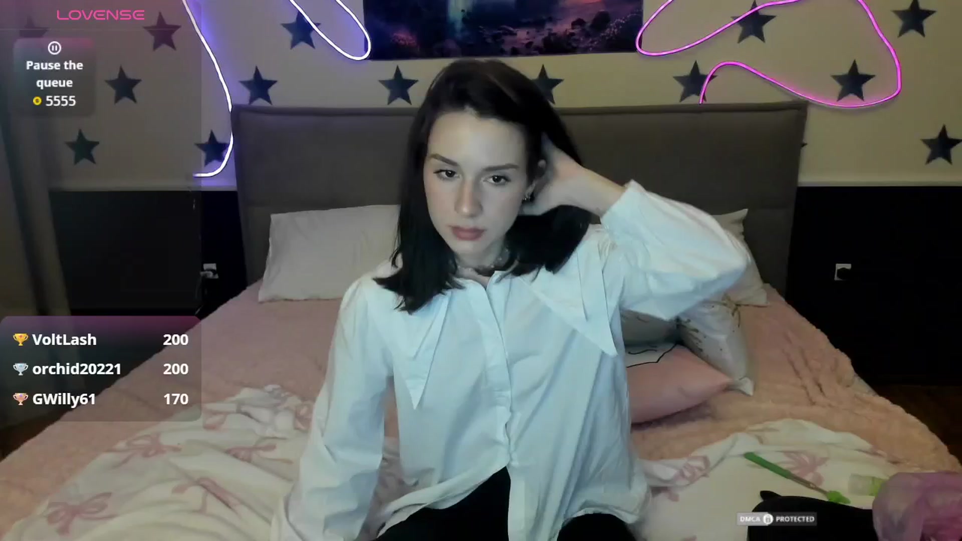 Gallery image thumbnail from LilyPoly's myfreecams stream on, 11/02/2025, 20:12 image 13 of 20