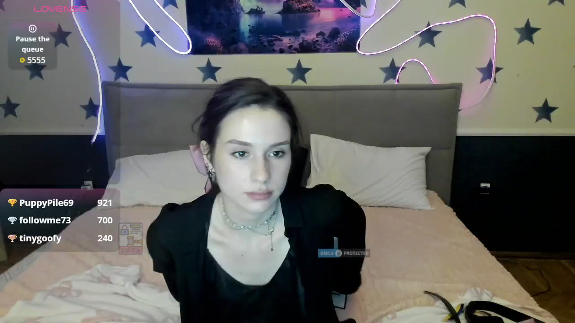 Gallery image thumbnail from LilyPoly's myfreecams stream on, 11/08/2025, 24:32 image 13 of 20