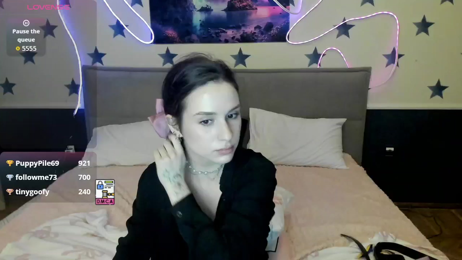 Gallery image thumbnail from LilyPoly's myfreecams stream on, 11/08/2025, 24:32 image 12 of 20