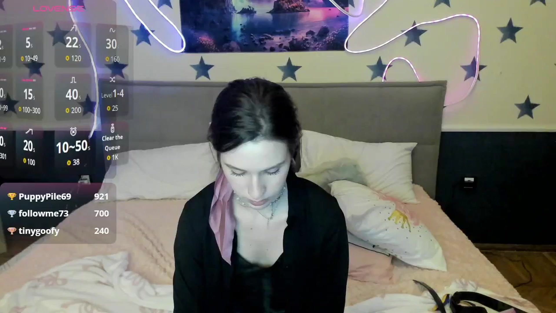 Gallery image thumbnail from LilyPoly's myfreecams stream on, 11/08/2025, 24:32 image 9 of 20