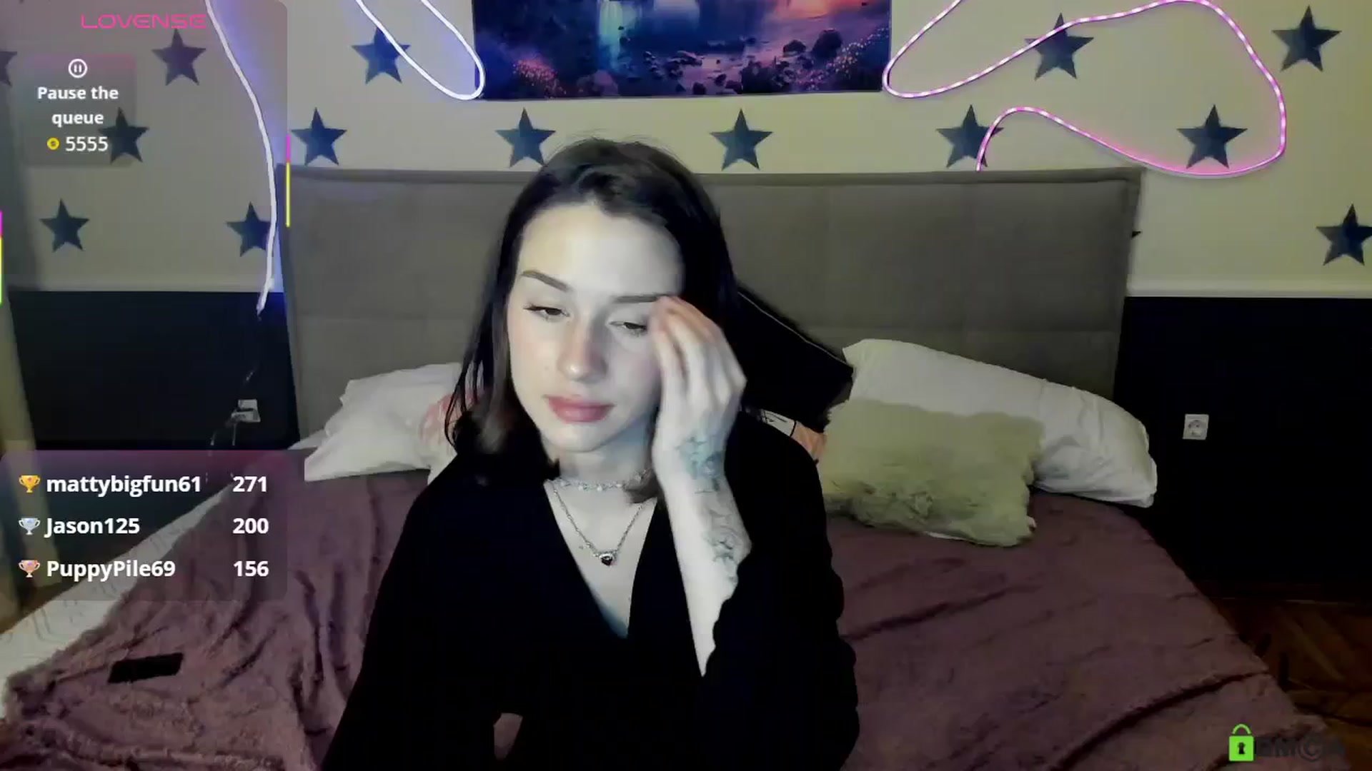 Gallery image thumbnail from LilyPoly's myfreecams stream on, 11/15/2025, 01:26 image 4 of 20
