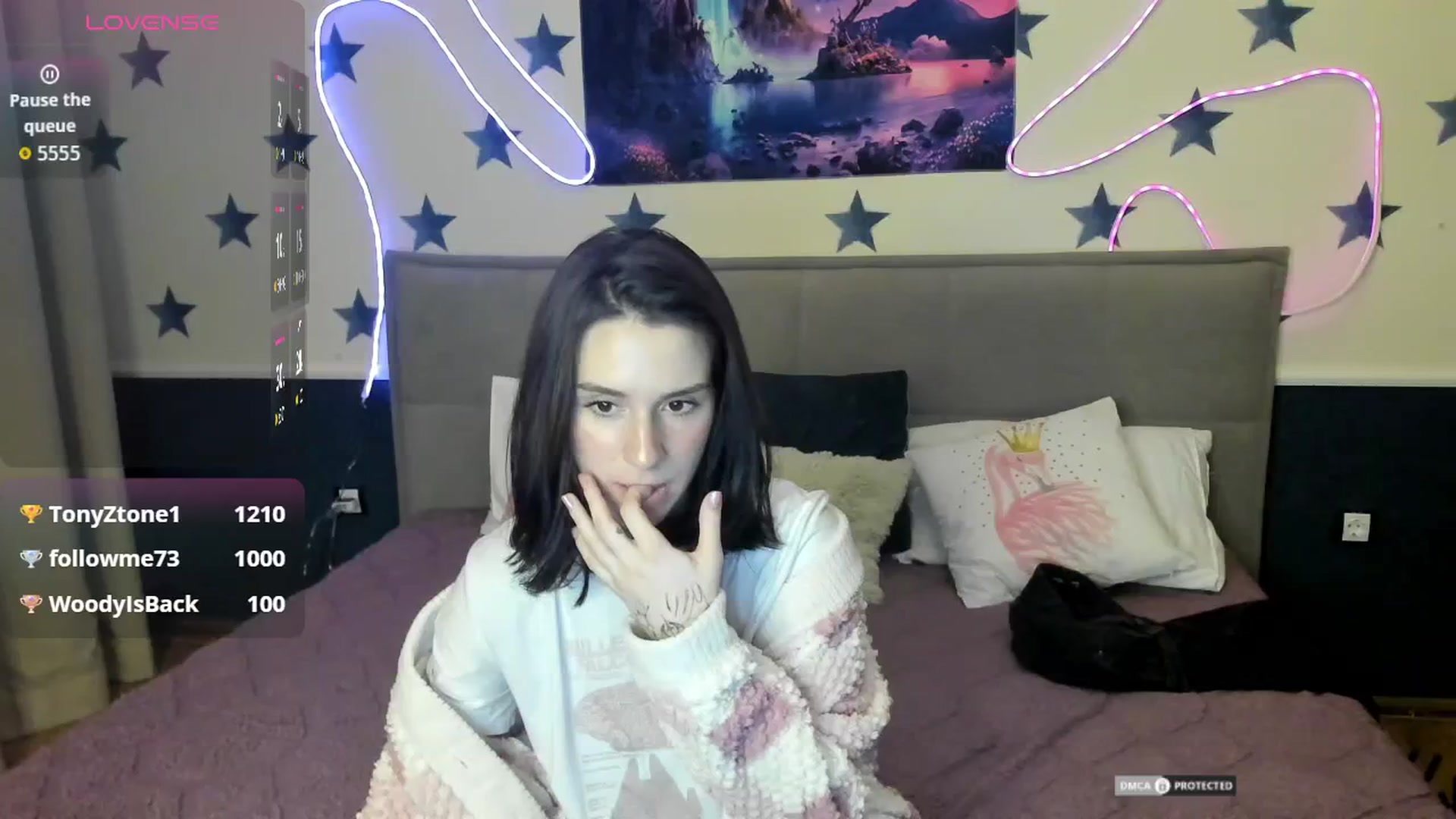 Gallery image thumbnail from LilyPoly's myfreecams stream on, 11/15/2025, 23:51 image 17 of 20