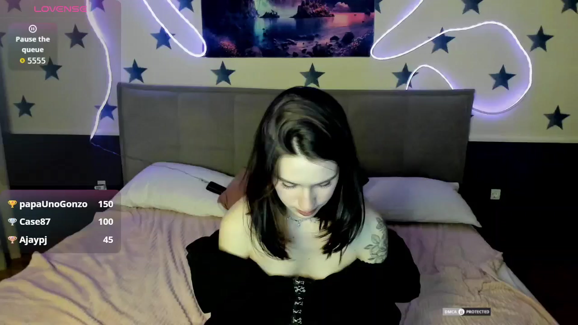 Gallery image thumbnail from LilyPoly's myfreecams stream on, 12/03/2025, 17:52 image 1 of 20