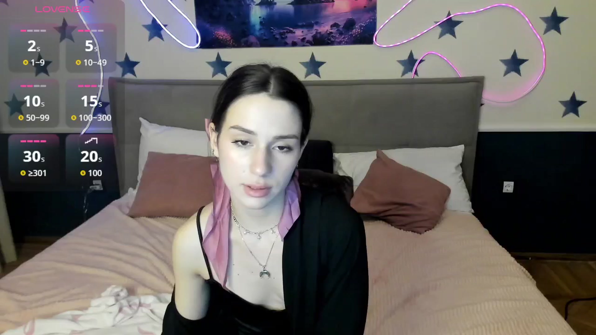 Gallery image thumbnail from LilyPoly's myfreecams stream on, 12/05/2025, 21:30 image 10 of 20