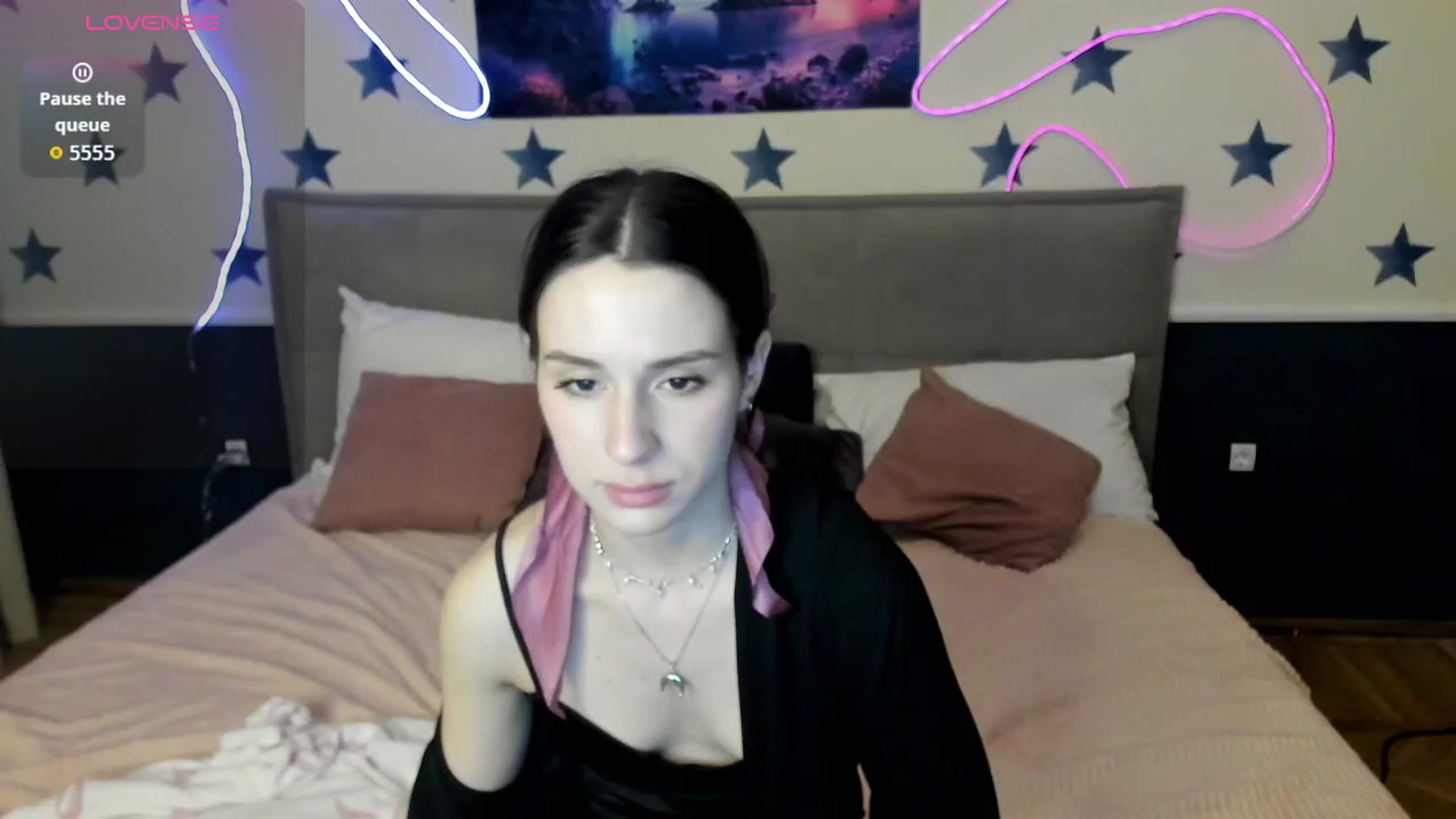 Gallery image thumbnail from LilyPoly's myfreecams stream on, 12/05/2025, 21:30 image 16 of 20