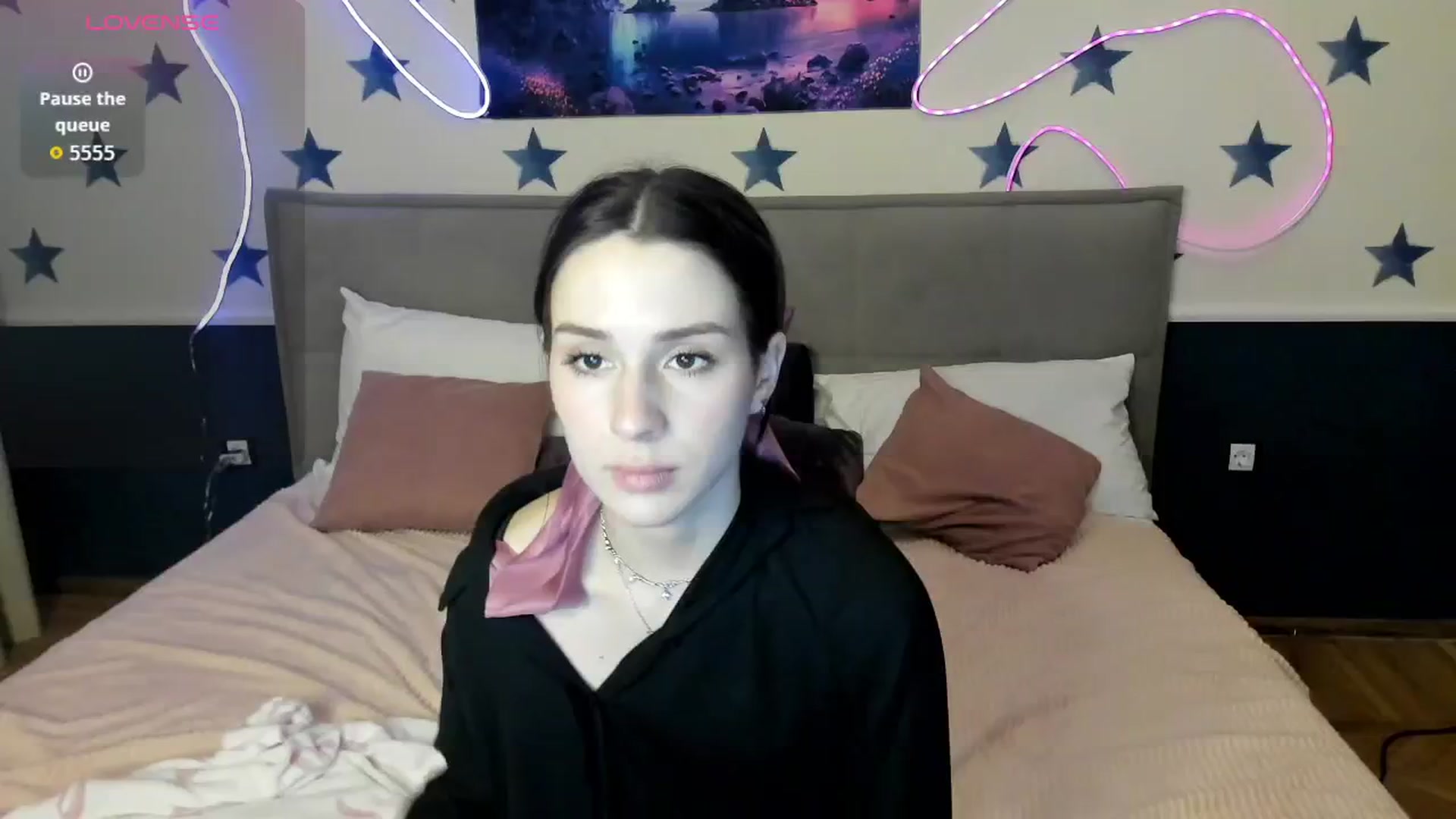 Gallery image thumbnail from LilyPoly's myfreecams stream on, 12/05/2025, 21:30 image 20 of 20