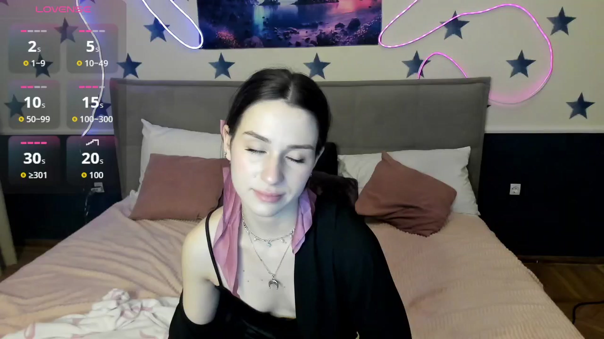 Gallery image thumbnail from LilyPoly's myfreecams stream on, 12/05/2025, 21:30 image 12 of 20