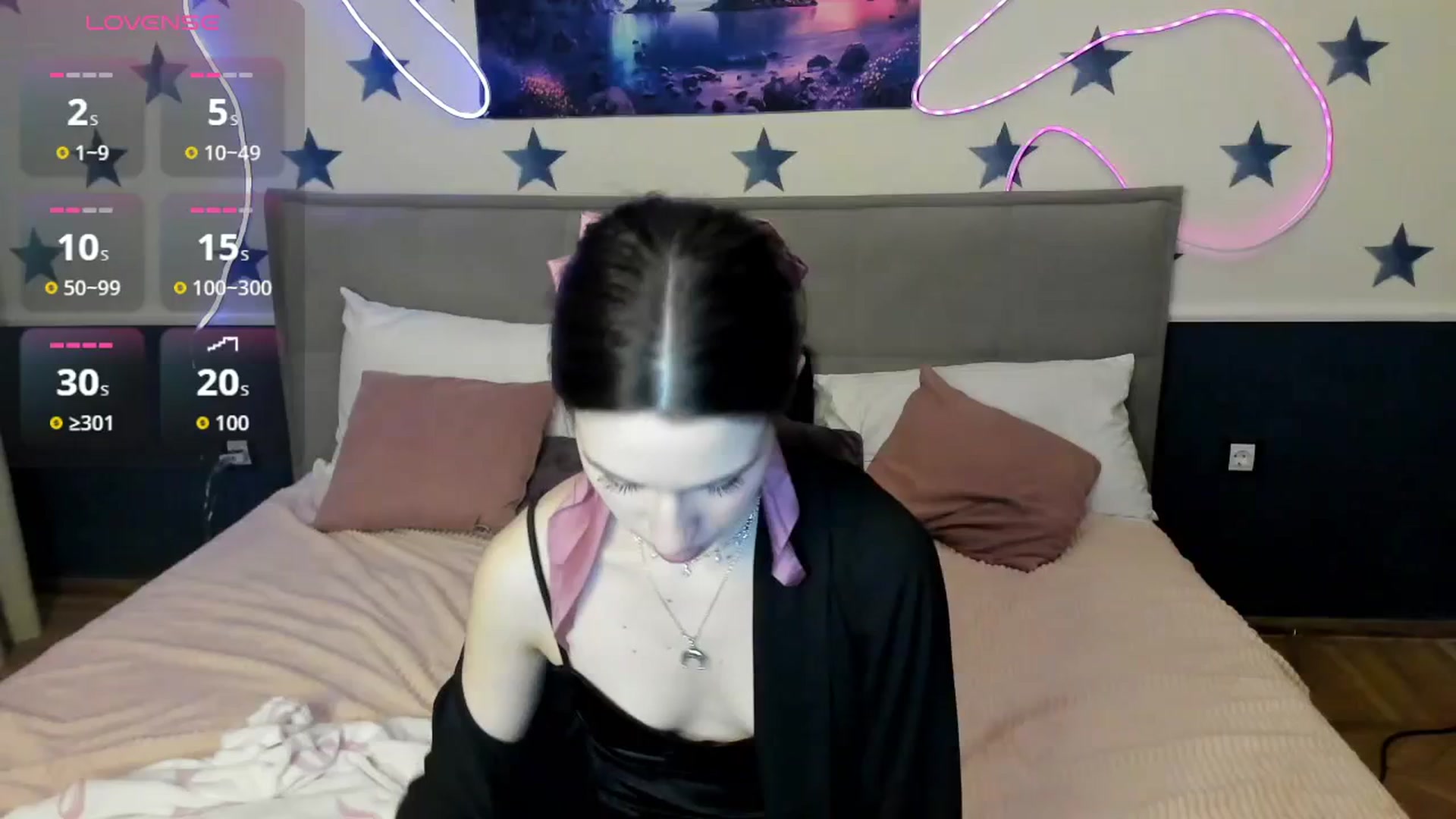Gallery image thumbnail from LilyPoly's myfreecams stream on, 12/05/2025, 21:30 image 8 of 20