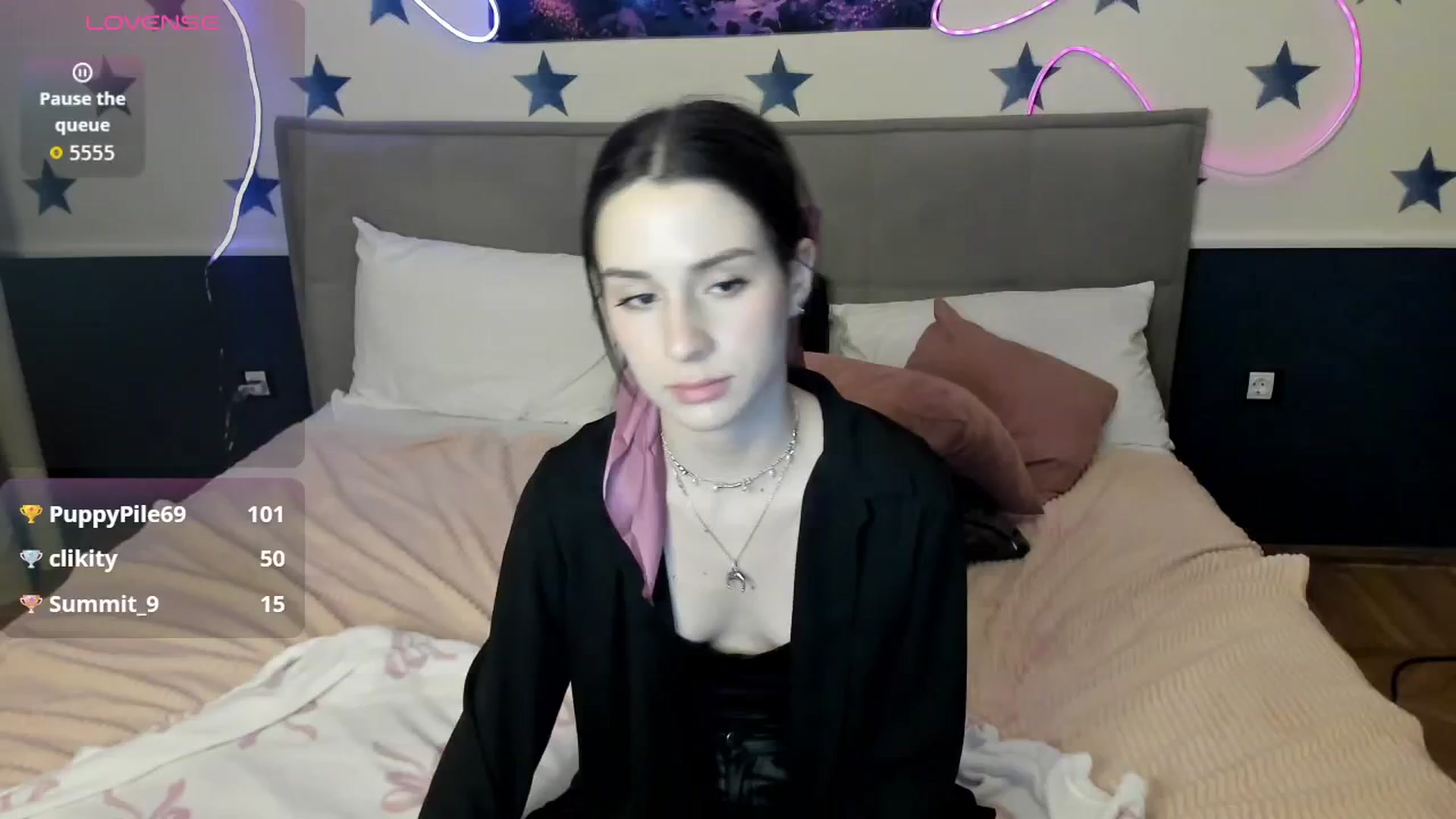 Gallery image thumbnail from LilyPoly's myfreecams stream on, 12/05/2025, 23:14 image 12 of 20