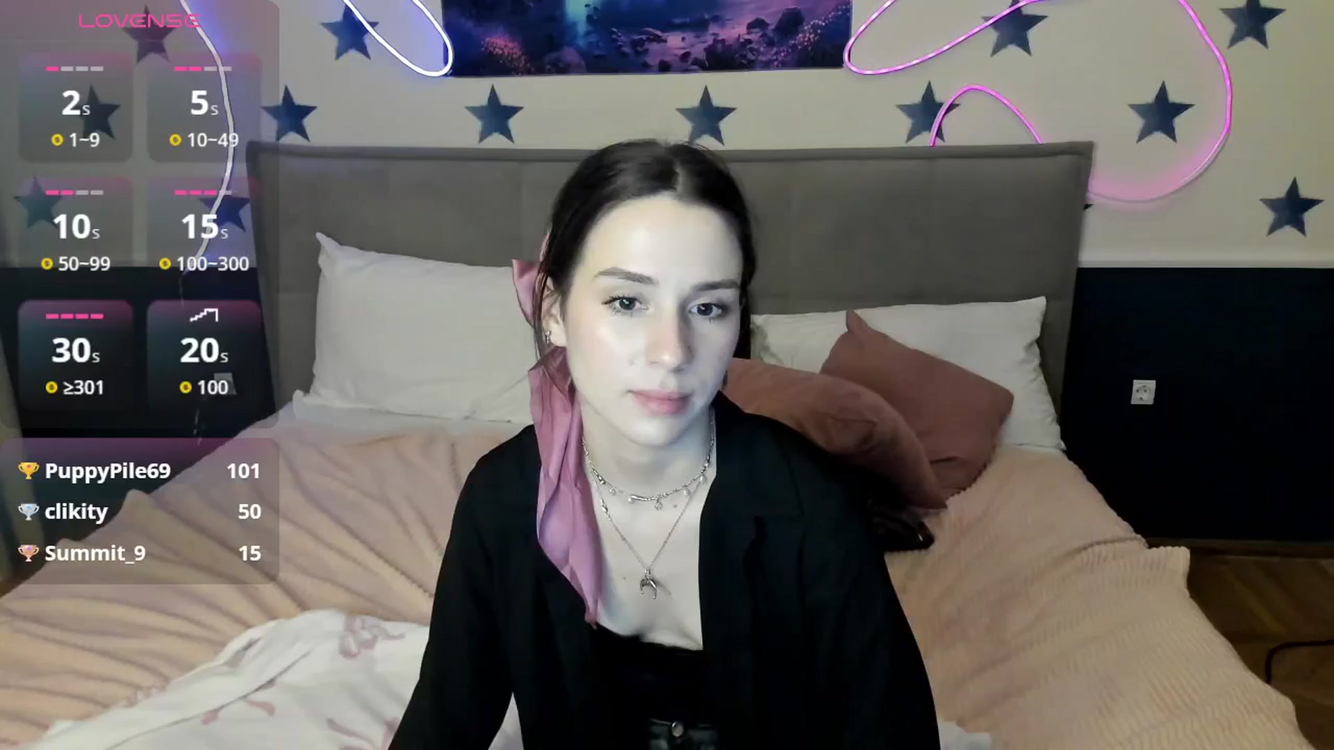 Gallery image thumbnail from LilyPoly's myfreecams stream on, 12/05/2025, 23:14 image 19 of 20
