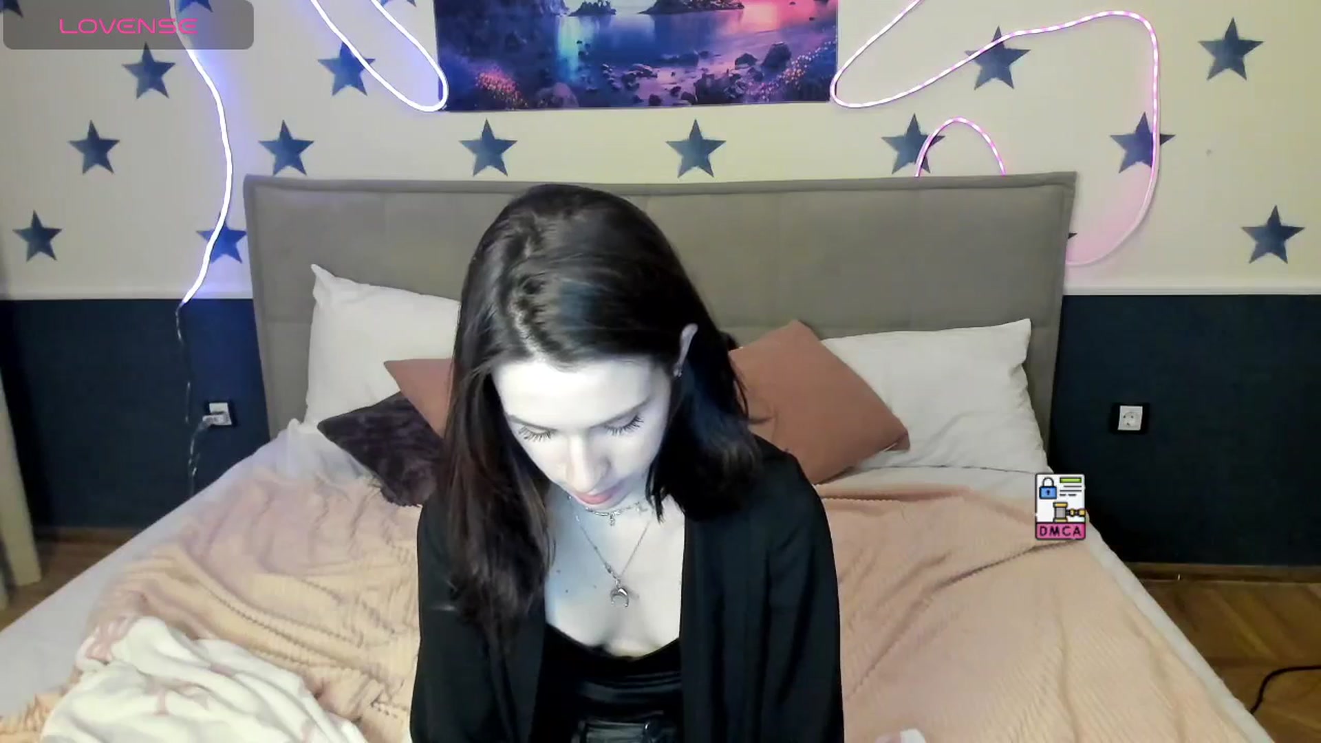 Gallery image thumbnail from LilyPoly's myfreecams stream on, 12/06/2025, 01:28 image 11 of 20