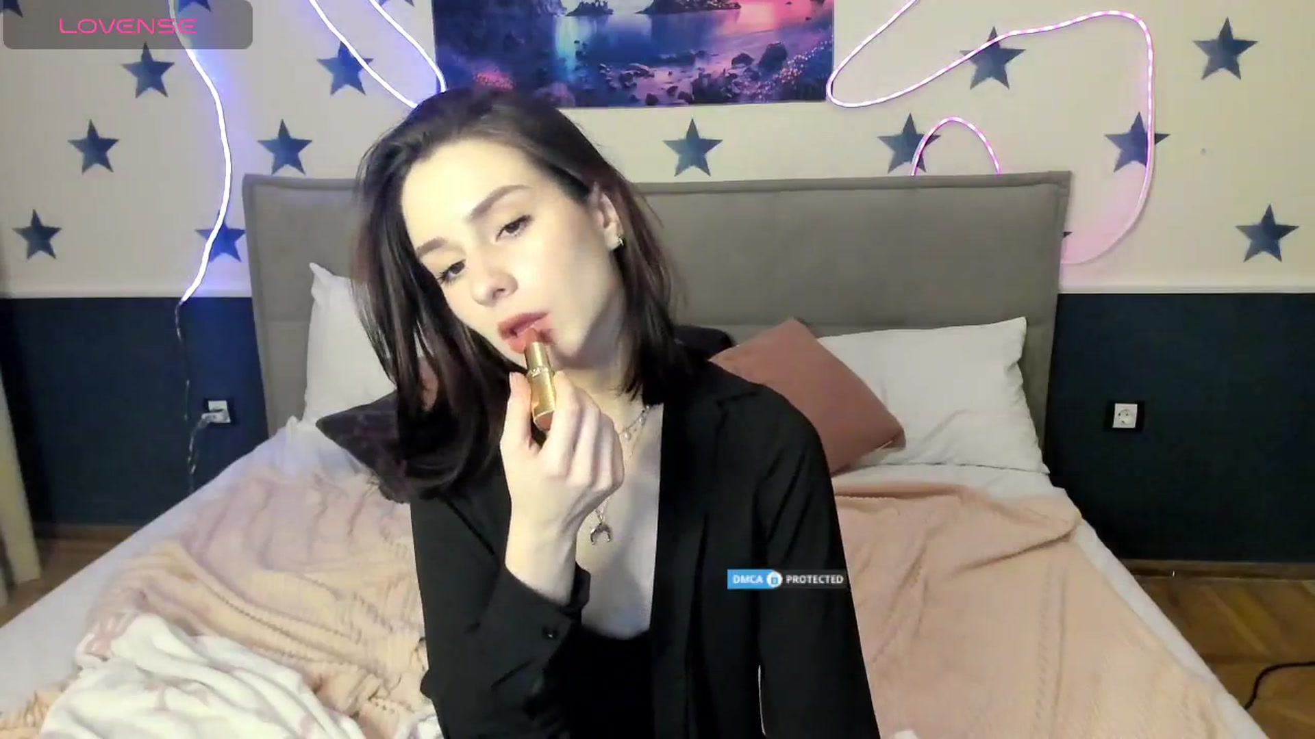 Gallery image thumbnail from LilyPoly's myfreecams stream on, 12/06/2025, 01:28 image 14 of 20