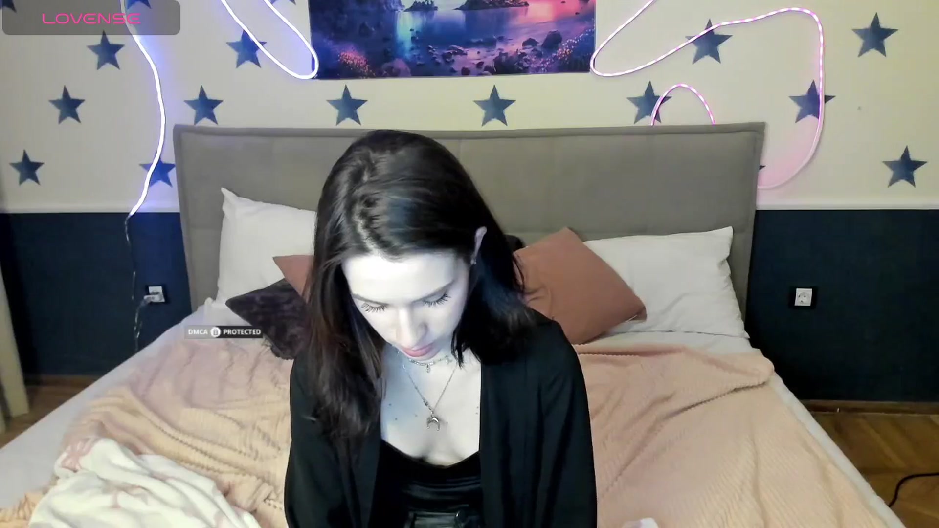 Gallery image thumbnail from LilyPoly's myfreecams stream on, 12/06/2025, 01:28 image 10 of 20