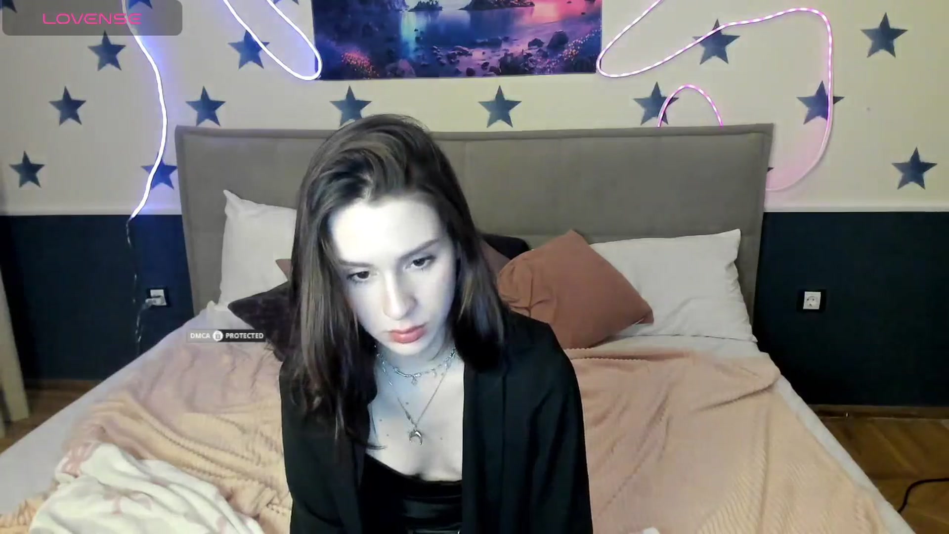 Gallery image thumbnail from LilyPoly's myfreecams stream on, 12/06/2025, 01:28 image 19 of 20