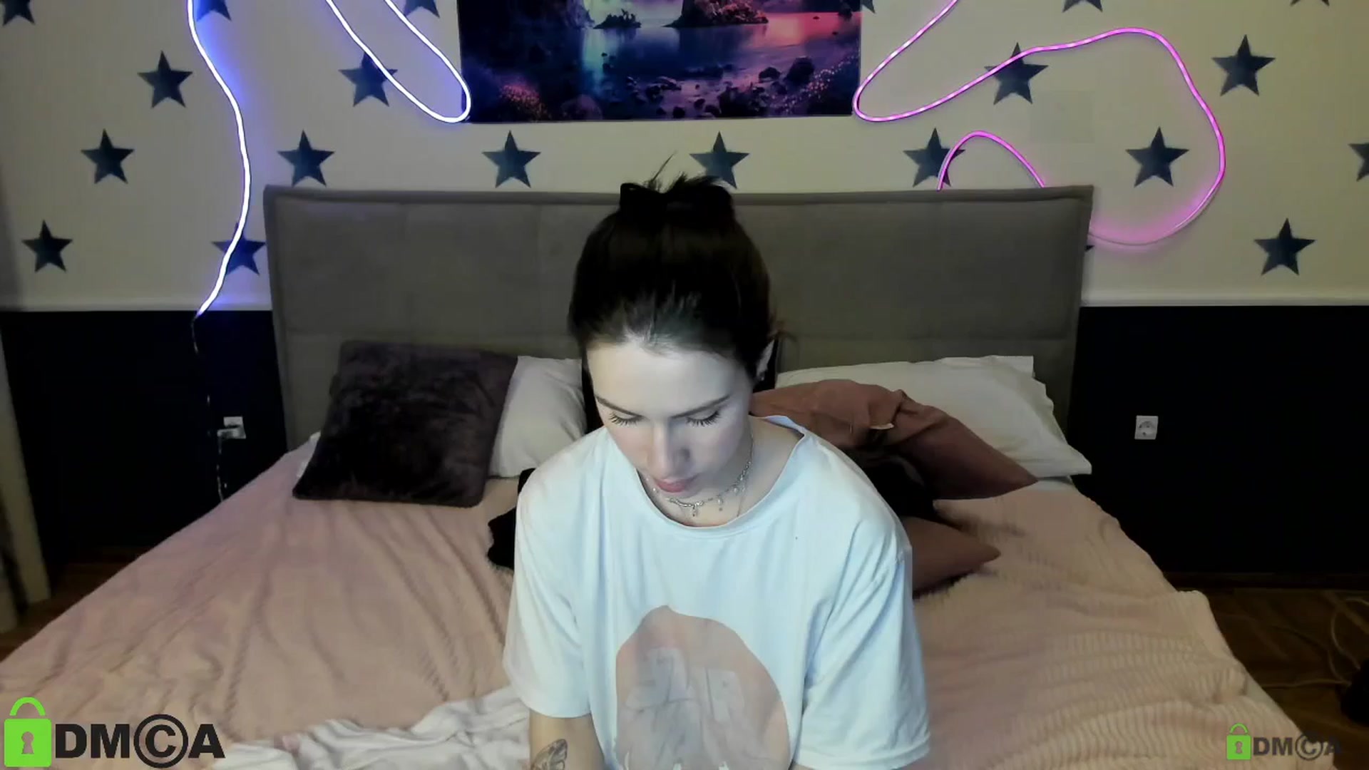 Gallery image thumbnail from LilyPoly's myfreecams stream on, 12/12/2025, 02:42 image 9 of 20