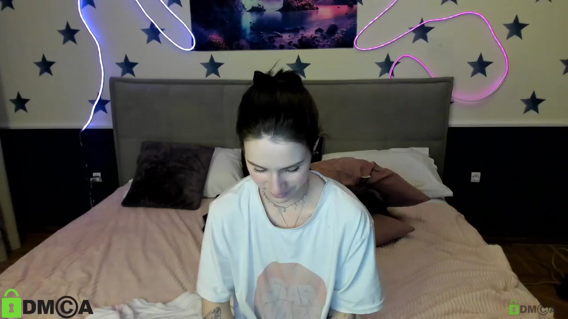 Gallery image thumbnail from LilyPoly's myfreecams stream on, 12/12/2025, 02:42 image 5 of 20