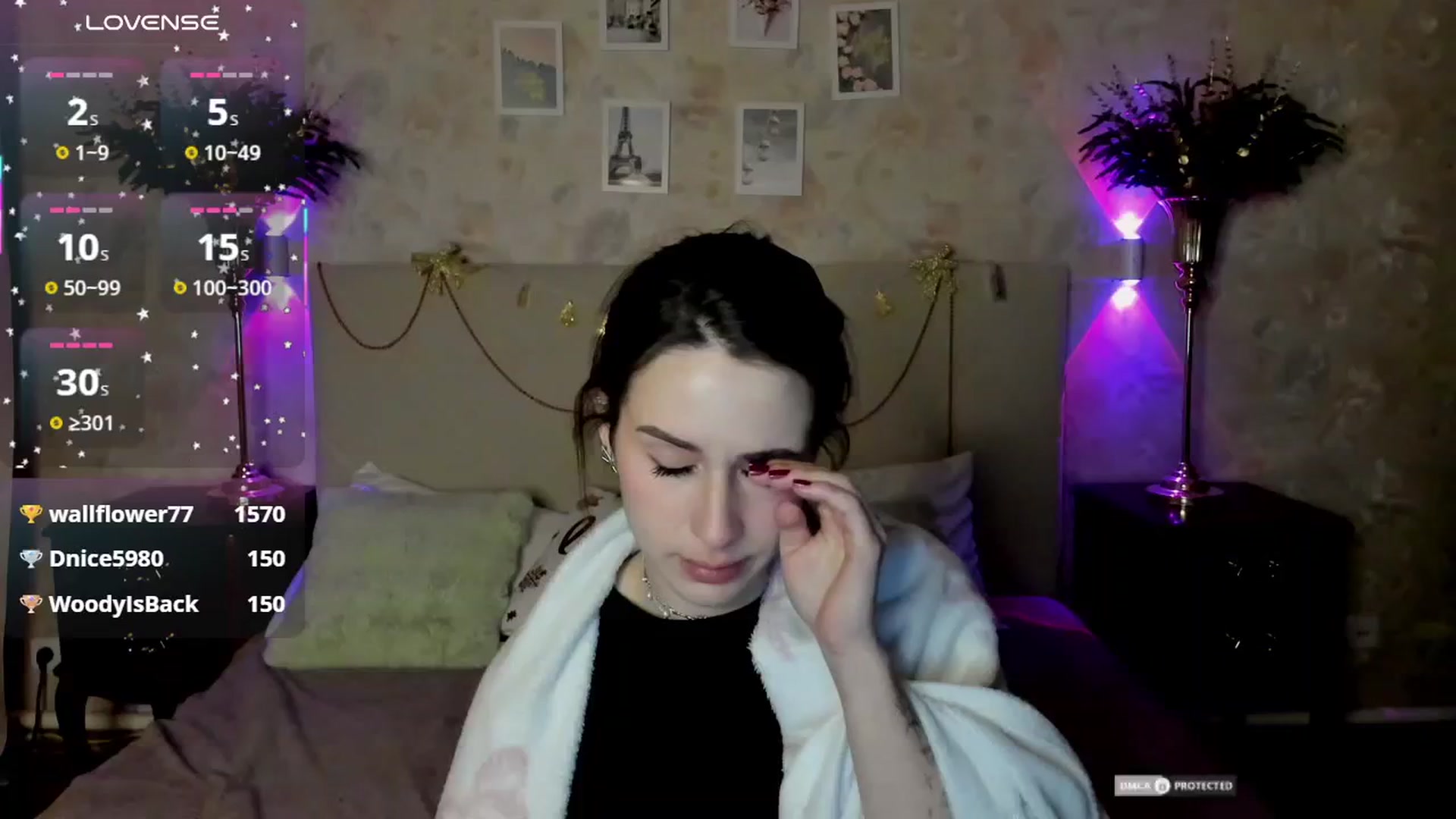 Gallery image thumbnail from LilyPoly's myfreecams stream on, 12/31/2025, 18:20 image 17 of 20