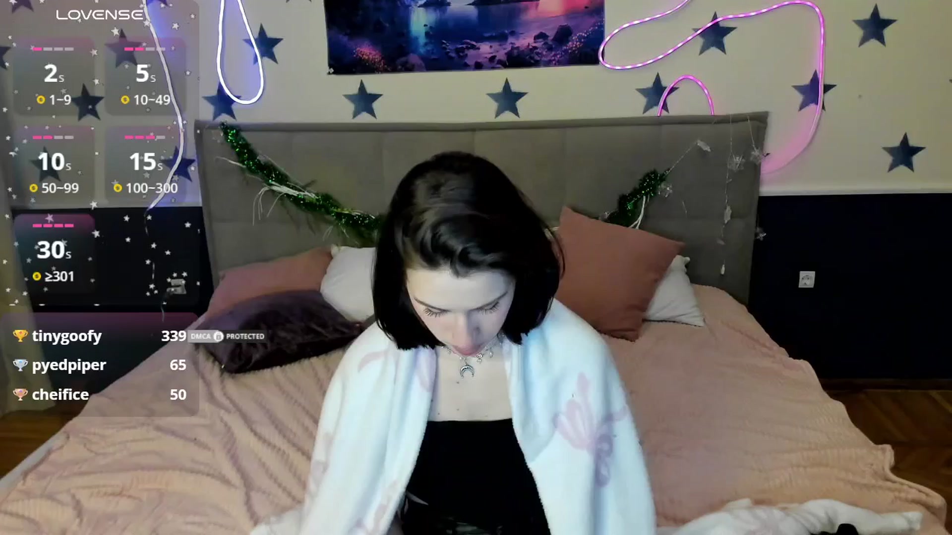 Gallery image thumbnail from LilyPoly's myfreecams stream on, 01/07/2026, 18:35 image 4 of 20