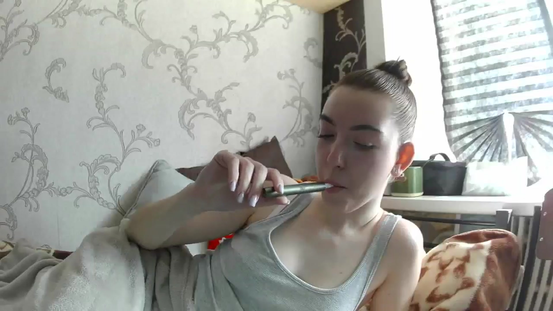 Gallery image thumbnail from LilyUrban's myfreecams stream on, 04/07/2026, 11:36 image 16 of 20