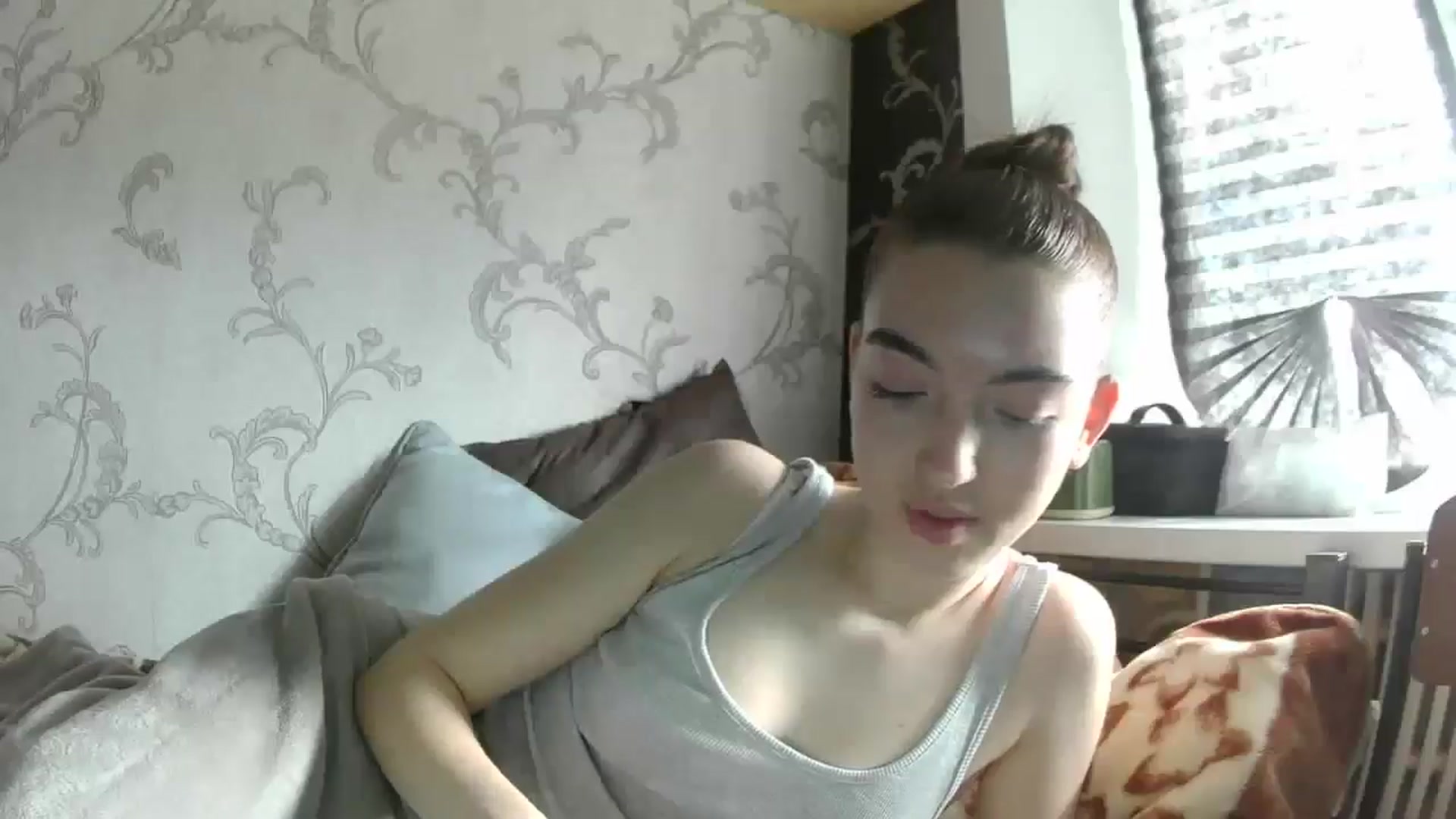 Gallery image thumbnail from LilyUrban's myfreecams stream on, 04/07/2026, 11:36 image 14 of 20