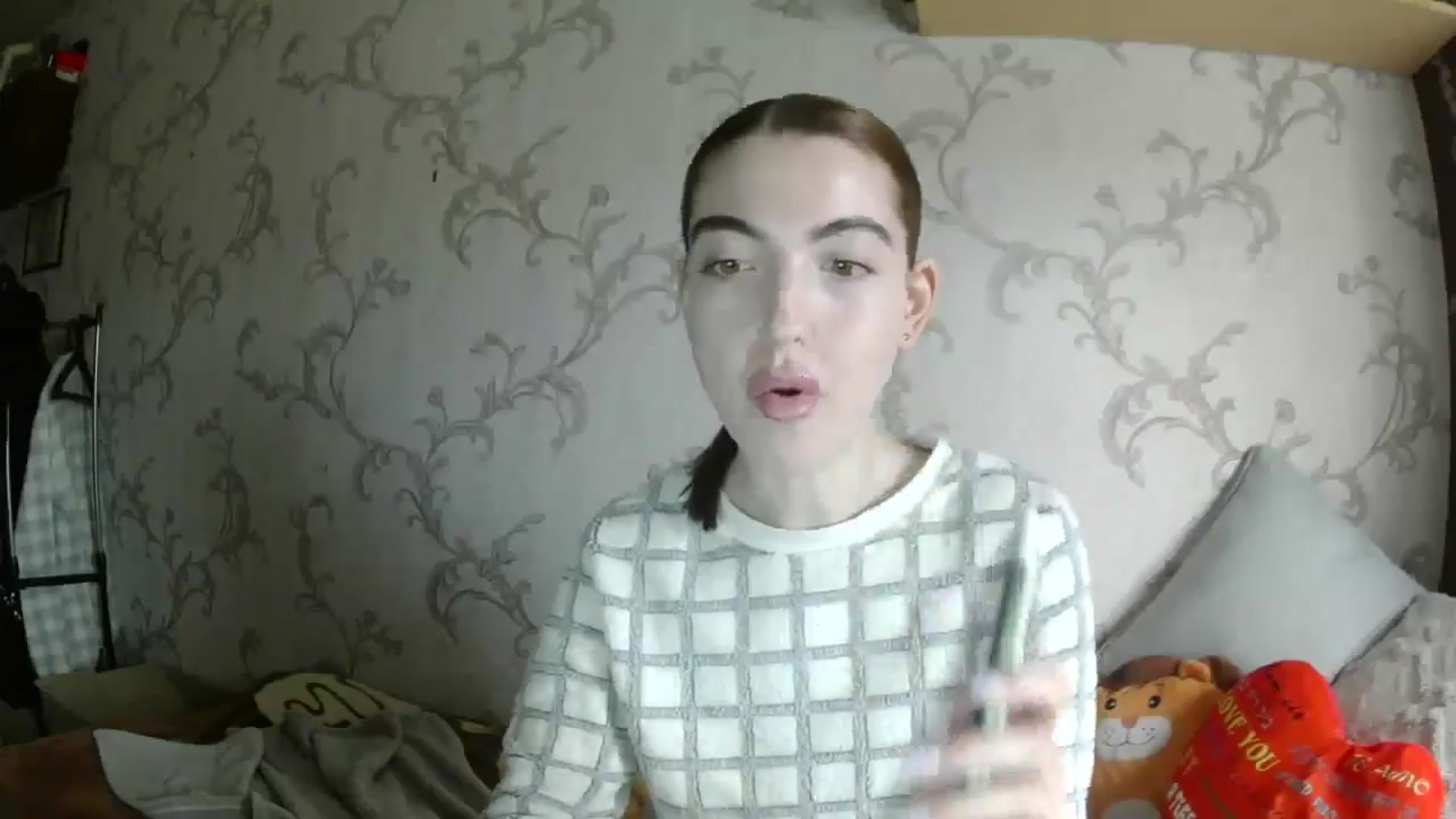 Gallery image thumbnail from LilyUrban's myfreecams stream on, 04/10/2026, 13:02 image 7 of 20