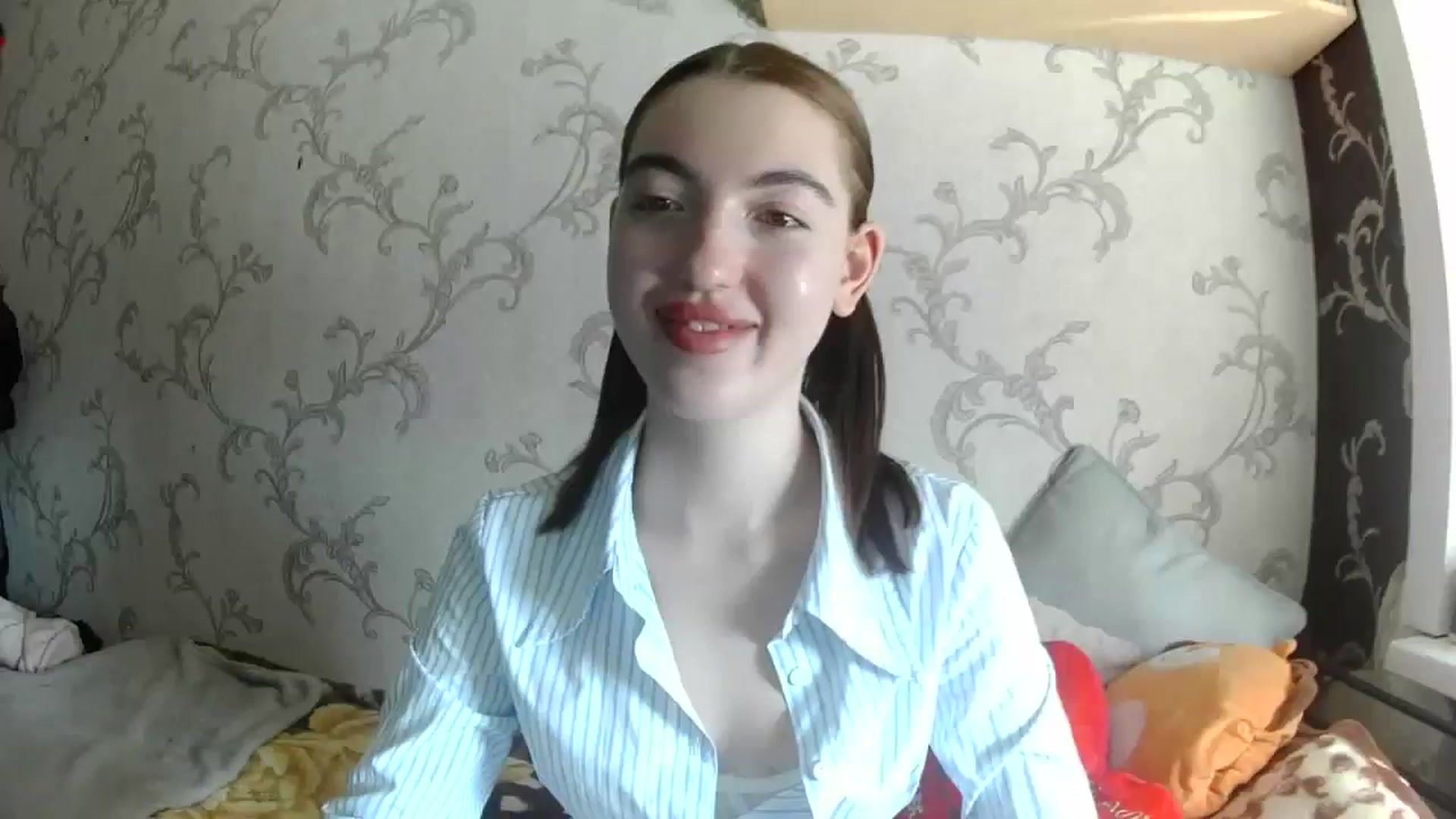 Gallery image thumbnail from LilyUrban's myfreecams stream on, 04/15/2026, 13:03 image 1 of 20