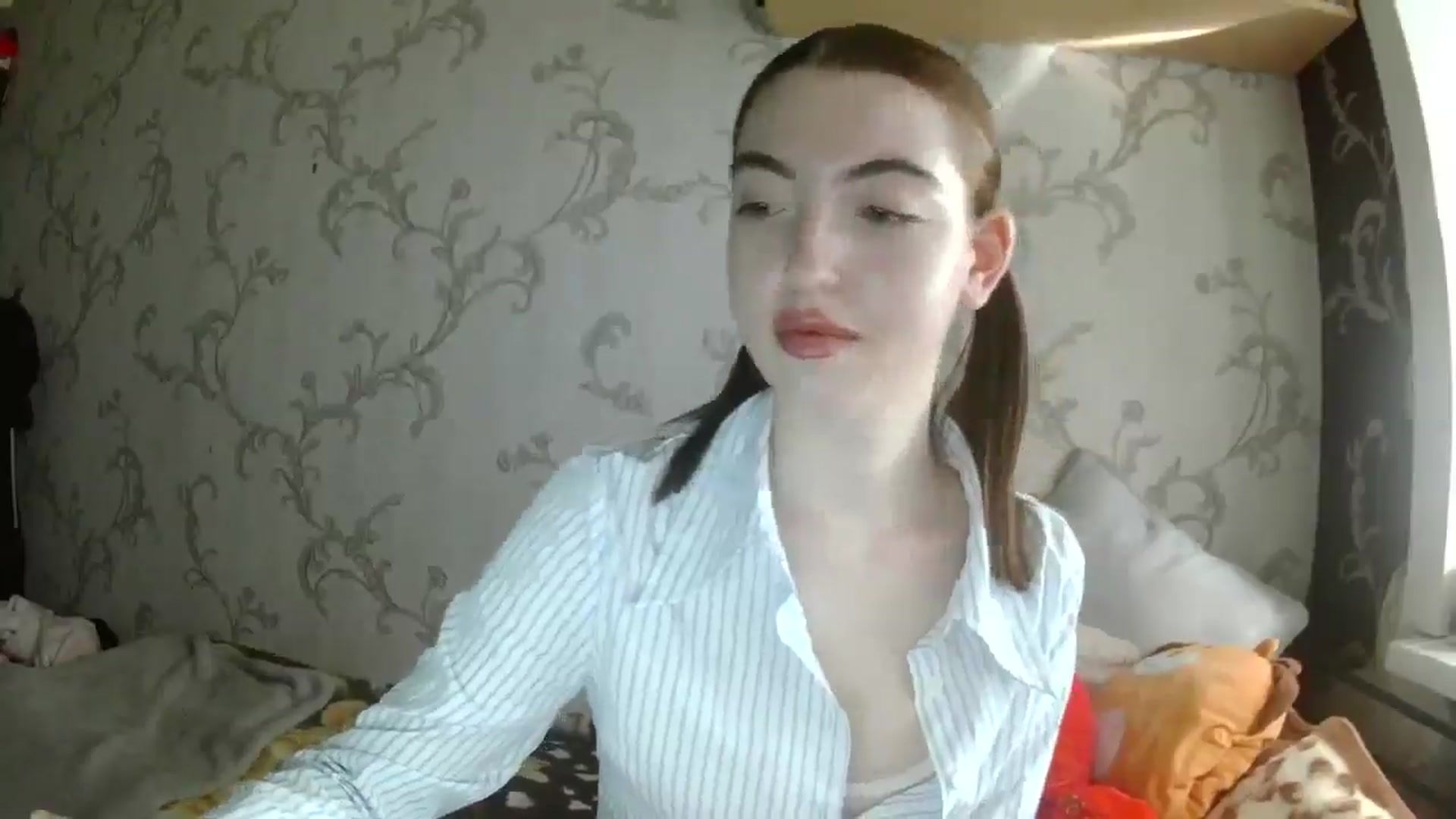 Gallery image thumbnail from LilyUrban's myfreecams stream on, 04/15/2026, 13:03 image 4 of 20
