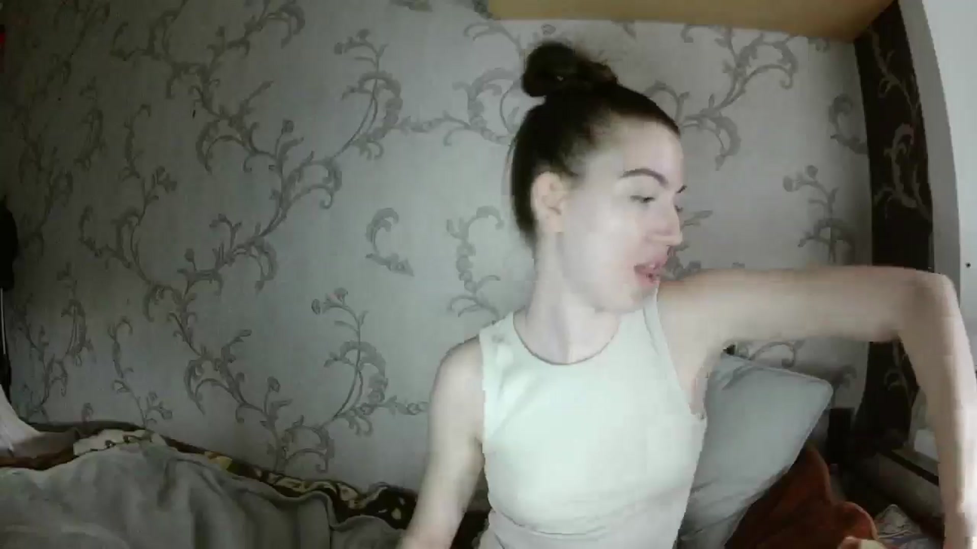 Gallery image thumbnail from LilyUrban's myfreecams stream on, 04/17/2026, 14:32 image 14 of 20