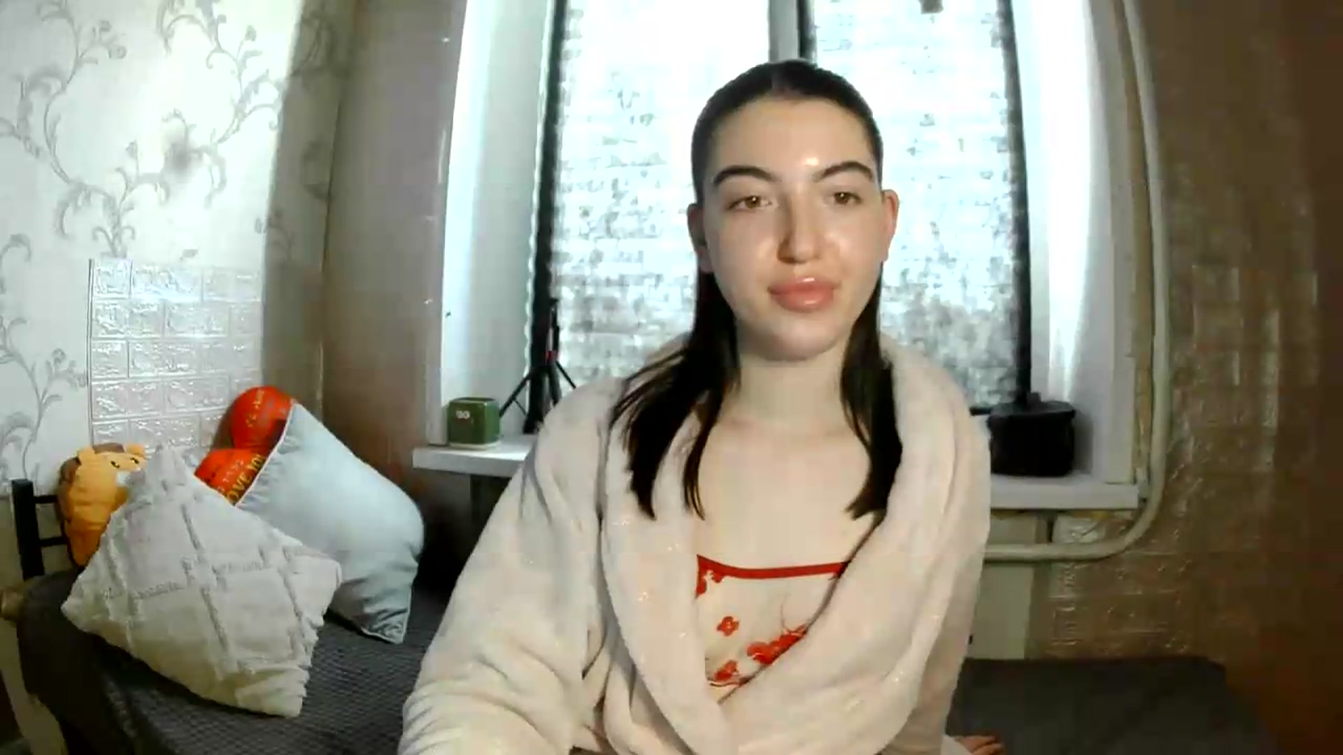 Gallery image thumbnail from LilyUrban's myfreecams stream on, 05/25/2026, 12:18 image 10 of 20