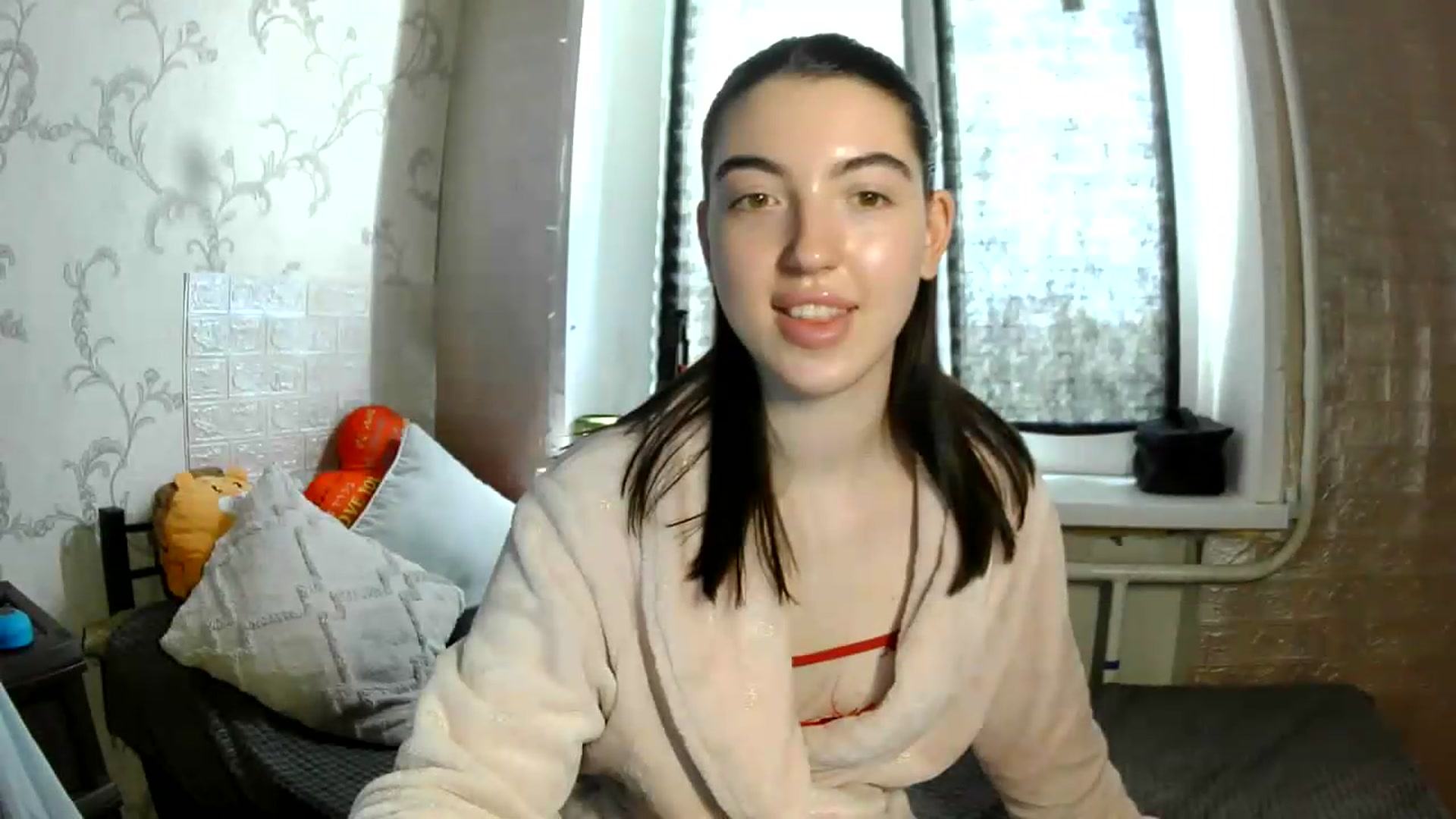 Gallery image thumbnail from LilyUrban's myfreecams stream on, 05/25/2026, 12:18 image 15 of 20