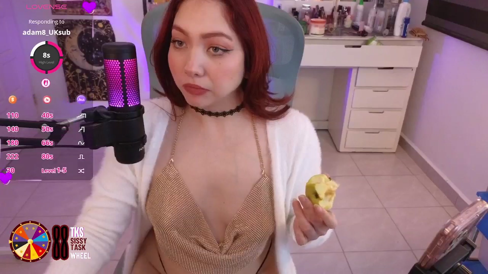 Gallery image thumbnail from LilyVelvet's myfreecams stream on, 02/04/2026, 05:41 image 9 of 20