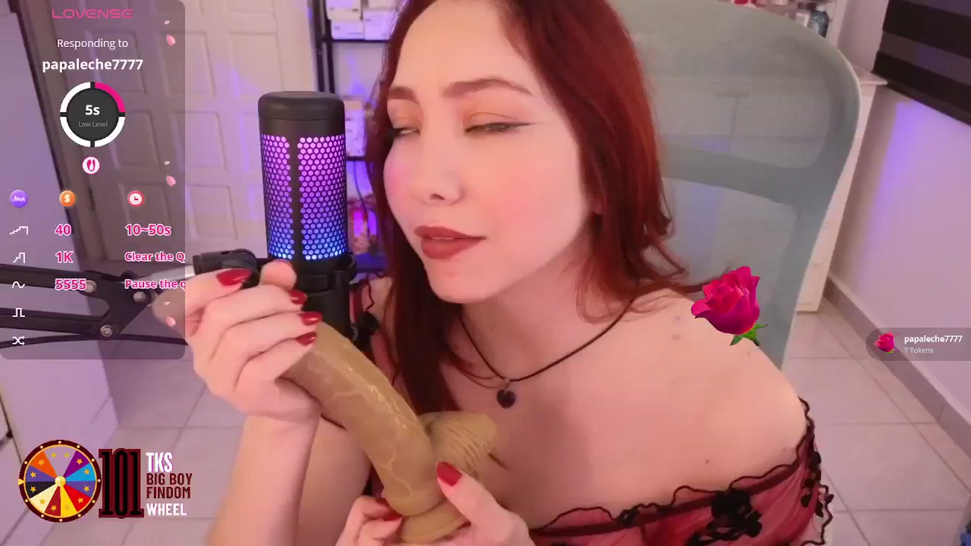 Gallery image thumbnail from LilyVelvet's myfreecams stream on, 04/07/2026, 02:20 image 18 of 20